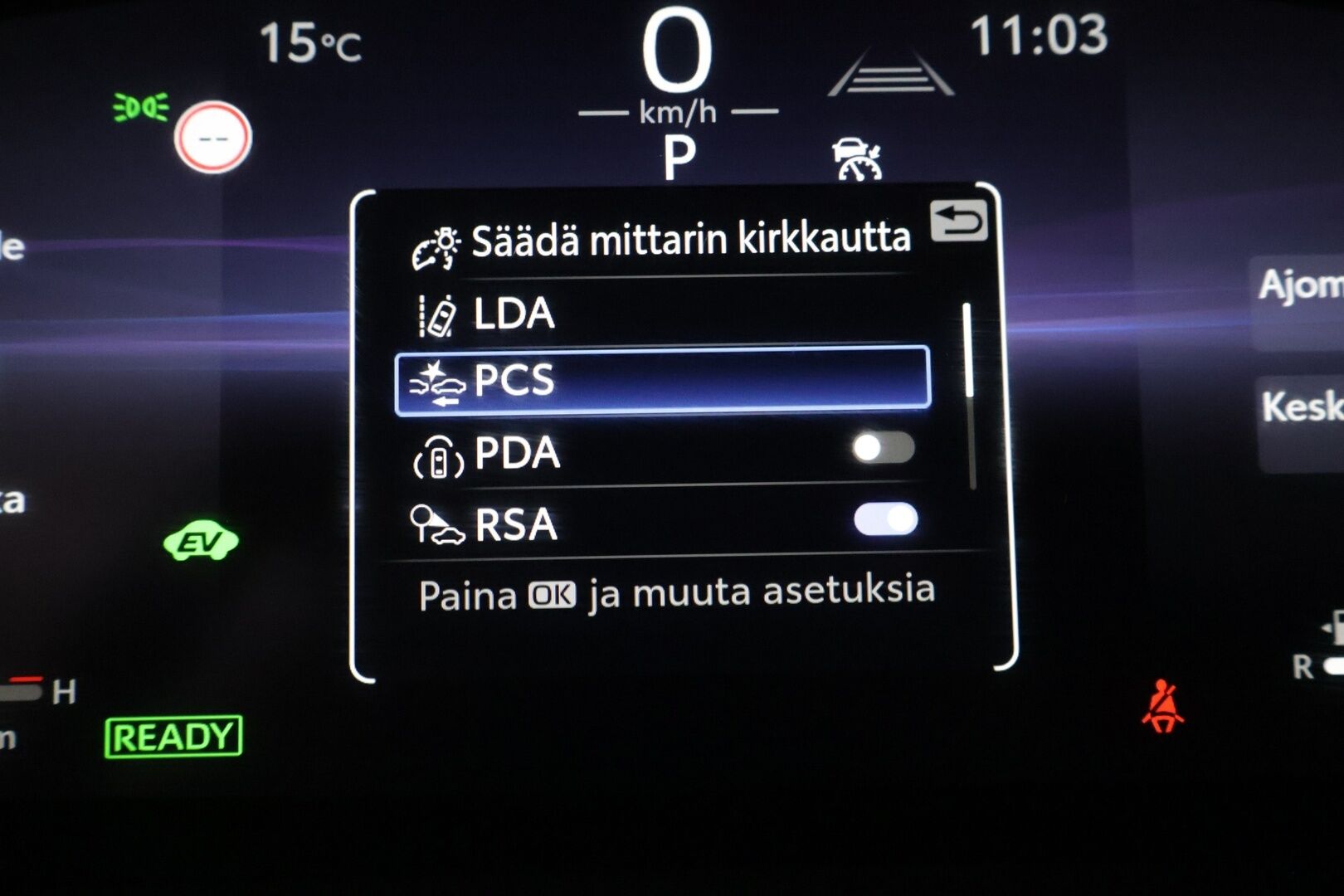 Toyota Corolla 2024 Touring Sports 1,8 Hybrid Launch Edition - ACC | Digimittaristo | LED | P-Kamera | Ratinlämmitin | Merkkihuollettu
