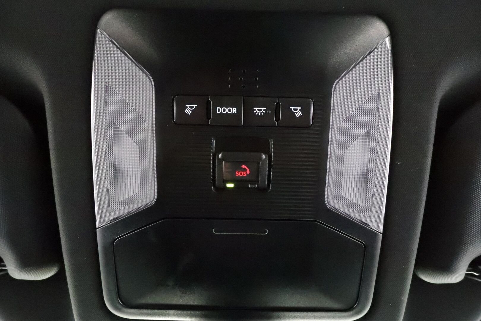 Toyota RAV4 Plug-in 2024 2,5 Hybrid AWD-i Active Plus Edition * ACC / LED / Lisävalot / P.kamera / Sähköpenkki / Kaistavahti / Navi / Keyless * - 1-om Suomi-auto / Kahdet renkaat aluvanteilla 