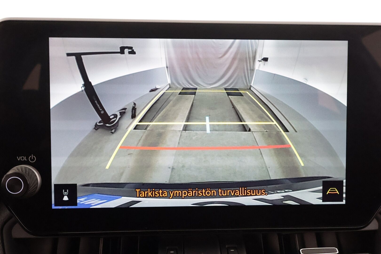 Toyota RAV4 Plug-in 2024 2,5 Hybrid AWD-i Active Plus Edition * ACC / LED / Lisävalot / P.kamera / Sähköpenkki / Kaistavahti / Navi / Keyless * - 1-om Suomi-auto / Kahdet renkaat aluvanteilla 