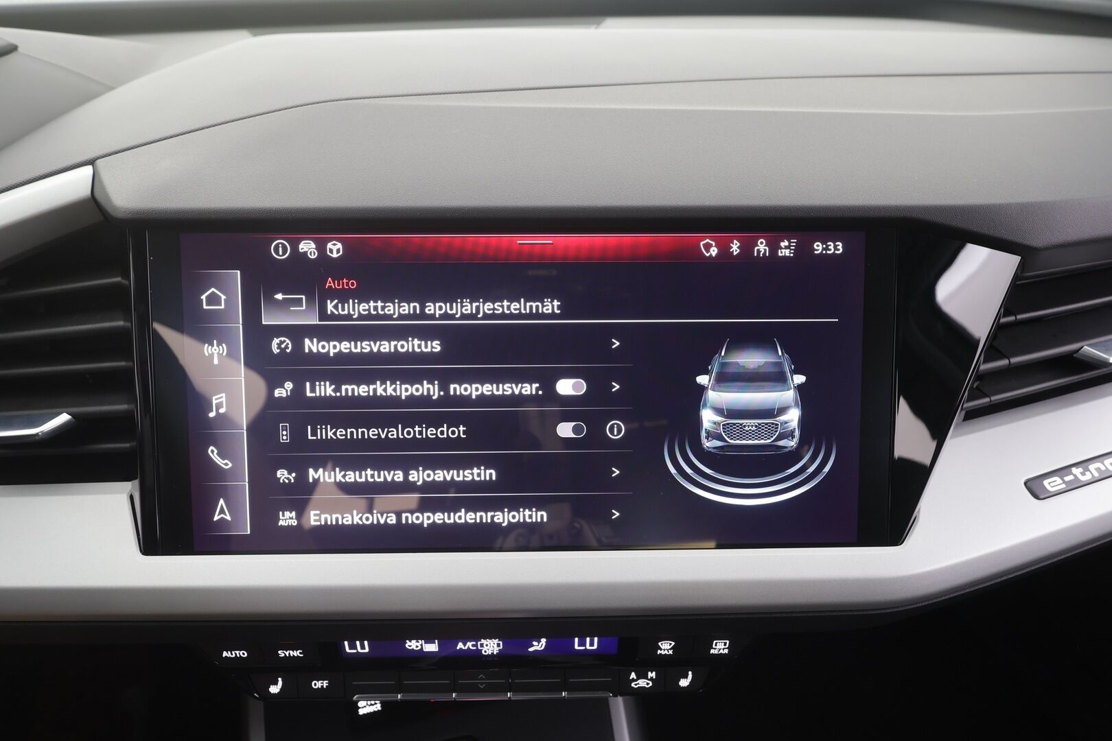 Audi Q4 e-tron 2024 SUV 45 e-tron quattro Progress - | ACC | ILP | Koukku | P.Kamera | LED | Ratinlämmitys | Digimittaristo | Keyless | Apple&Android | 1.Om suomi-auto | Kahdet Renkaat | Merkkihuollettu |