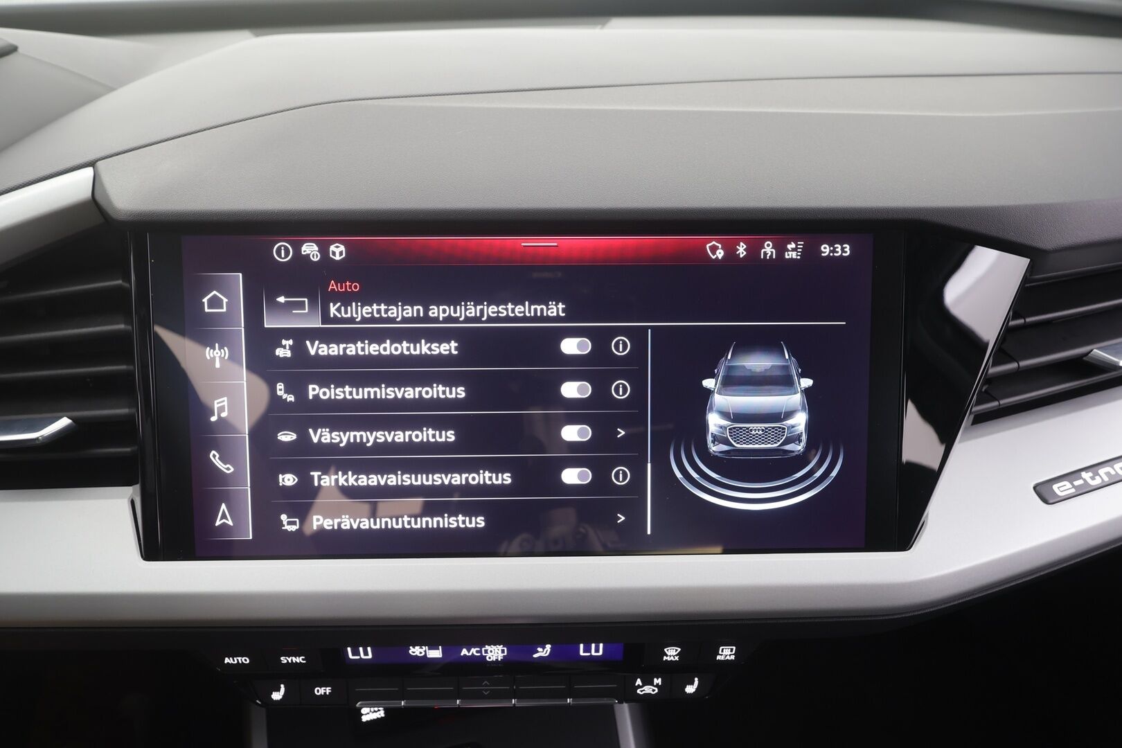 Audi Q4 e-tron 2024 SUV 45 e-tron quattro Progress - | ACC | ILP | Koukku | P.Kamera | LED | Ratinlämmitys | Digimittaristo | Keyless | Apple&Android | 1.Om suomi-auto | Kahdet Renkaat | Merkkihuollettu |