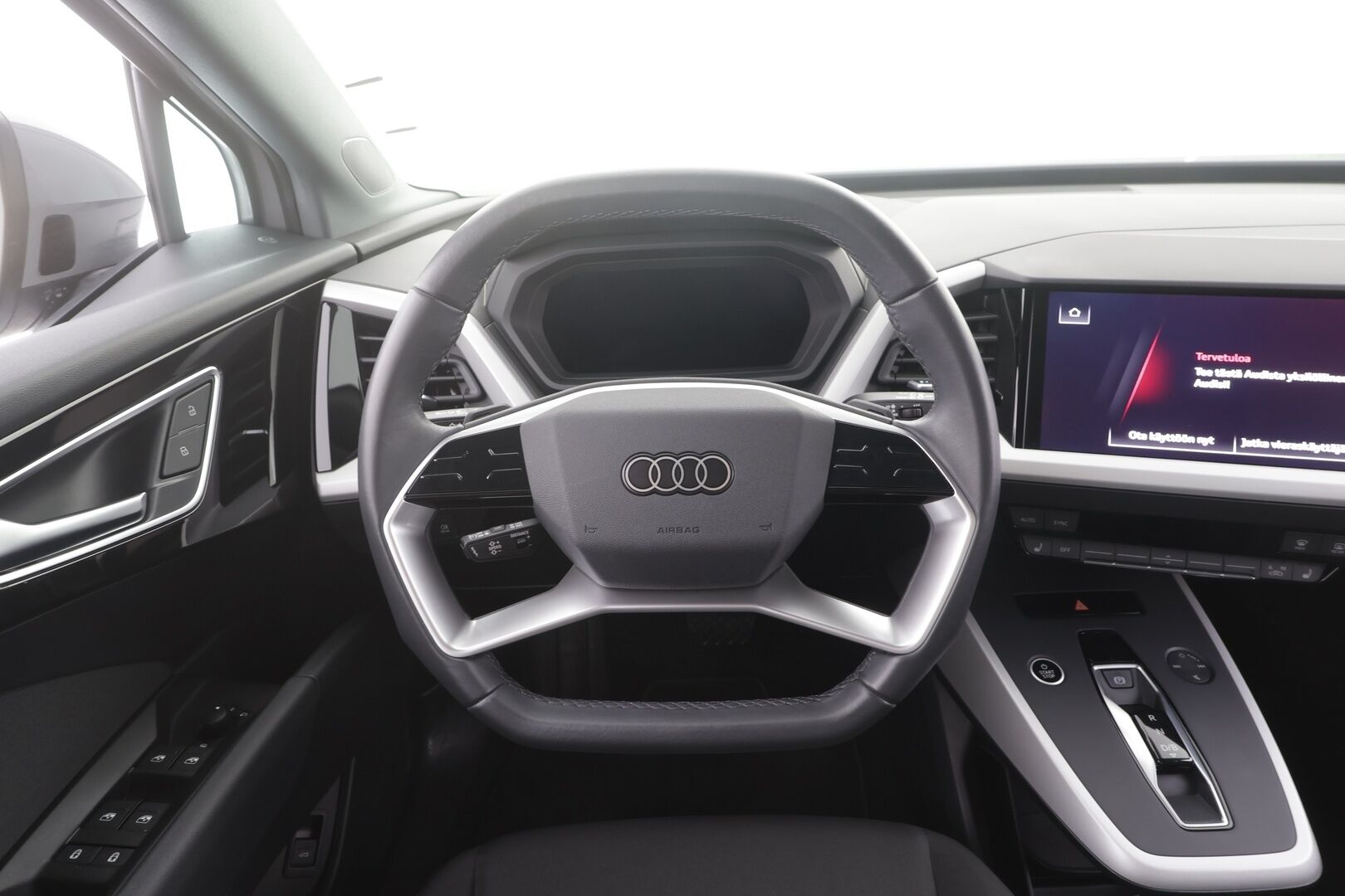 Audi Q4 e-tron 2024 SUV 45 e-tron quattro Progress - | ACC | ILP | Koukku | P.Kamera | LED | Ratinlämmitys | Digimittaristo | Keyless | Apple&Android | 1.Om suomi-auto | Kahdet Renkaat | Merkkihuollettu |