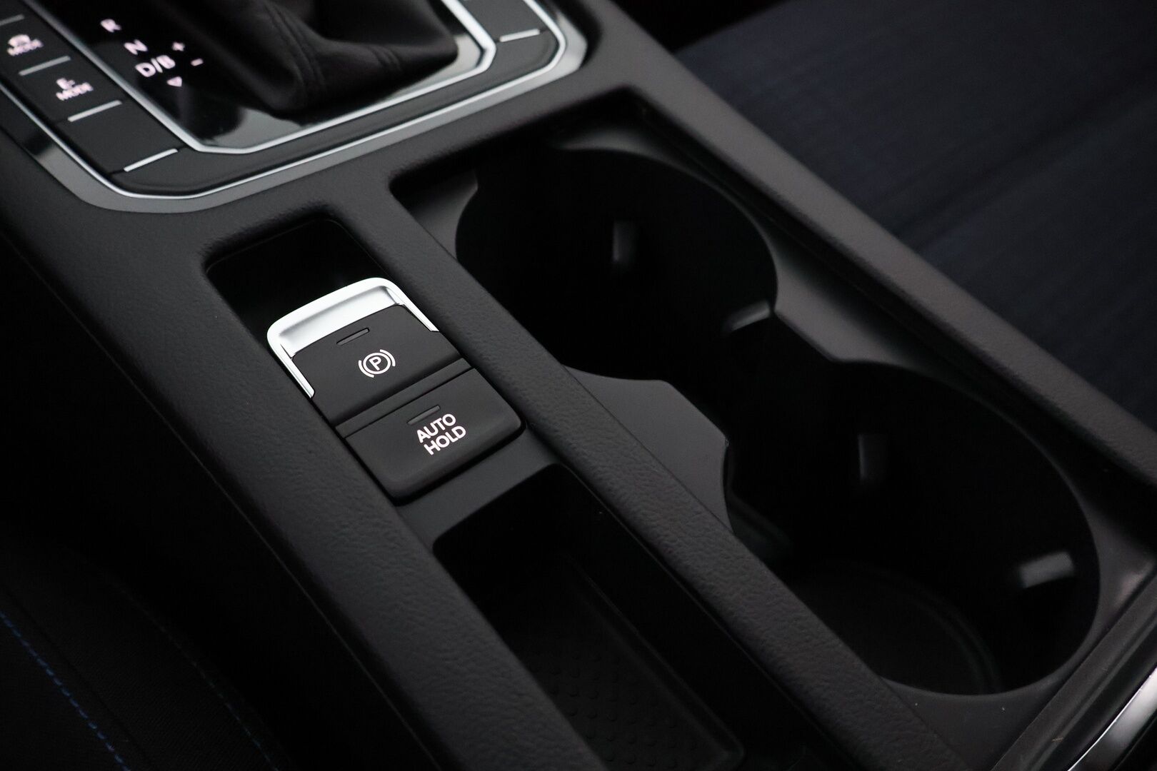 Volkswagen Passat 2020 Variant GTE Plug-In Hybrid 160 kW DSG-automaatti - Adapt.Vakkari | Hieronta | HUD | Peruutuskamera | LED | ErgoComfort | BLIS | Digimittari | Lisälämmitin | Hyvät varusteet | Jakopää juuri tehty!