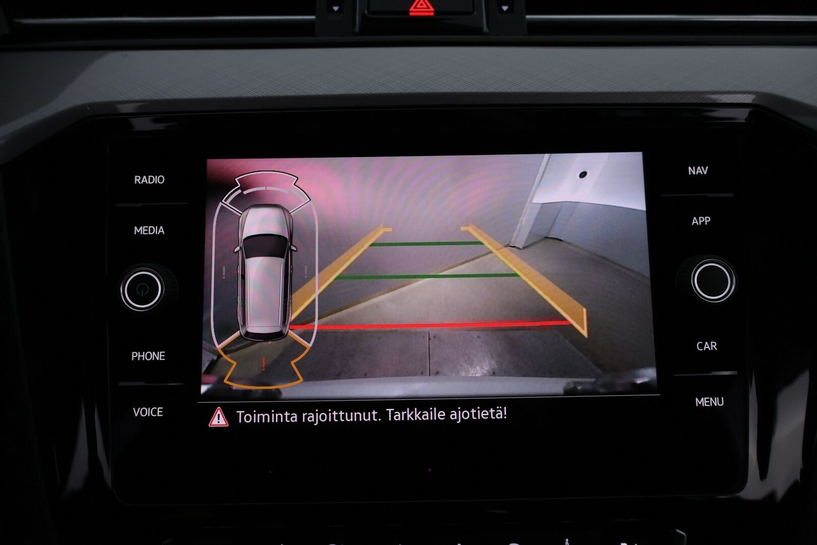 Volkswagen Passat 2020 Variant GTE Plug-In Hybrid 160 kW DSG-automaatti - Adapt.Vakkari | Hieronta | HUD | Peruutuskamera | LED | ErgoComfort | BLIS | Digimittari | Lisälämmitin | Hyvät varusteet | Jakopää juuri tehty!