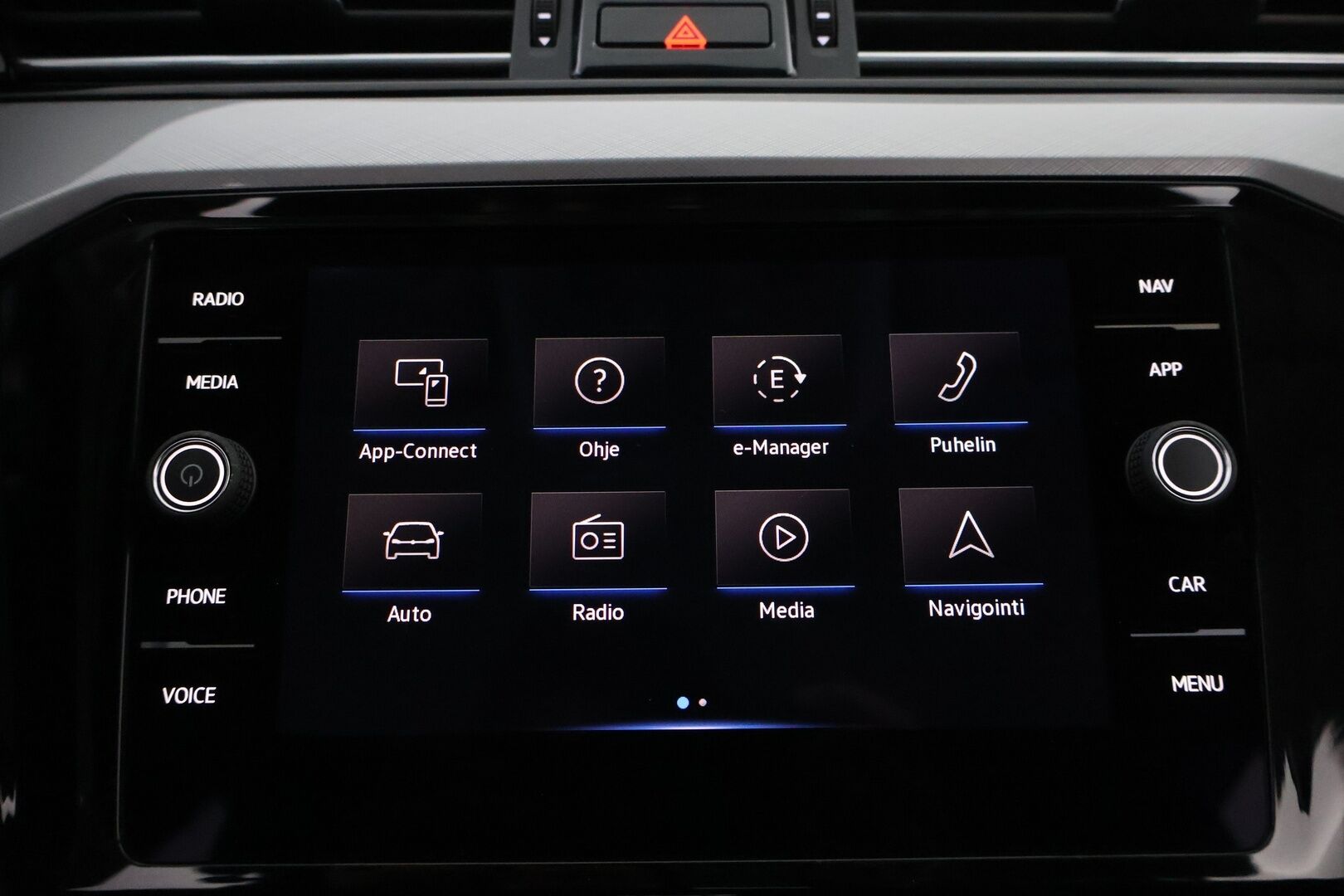 Volkswagen Passat 2020 Variant GTE Plug-In Hybrid 160 kW DSG-automaatti - Adapt.Vakkari | Hieronta | HUD | Peruutuskamera | LED | ErgoComfort | BLIS | Digimittari | Lisälämmitin | Hyvät varusteet | Jakopää juuri tehty!