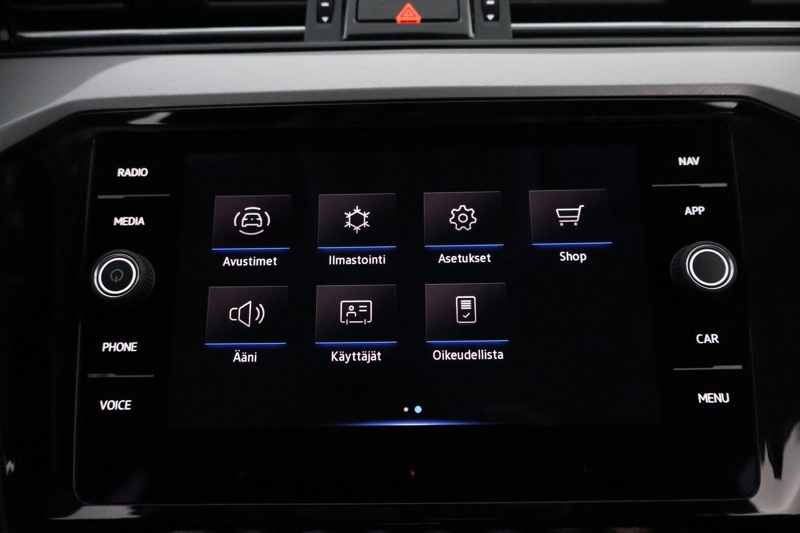 Volkswagen Passat 2020 Variant GTE Plug-In Hybrid 160 kW DSG-automaatti - Adapt.Vakkari | Hieronta | HUD | Peruutuskamera | LED | ErgoComfort | BLIS | Digimittari | Lisälämmitin | Hyvät varusteet | Jakopää juuri tehty!
