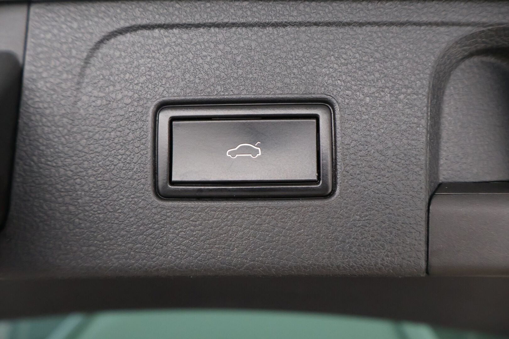 Volkswagen Passat 2020 Variant GTE Plug-In Hybrid 160 kW DSG-automaatti - Adapt.Vakkari | Hieronta | HUD | Peruutuskamera | LED | ErgoComfort | BLIS | Digimittari | Lisälämmitin | Hyvät varusteet | Jakopää juuri tehty!