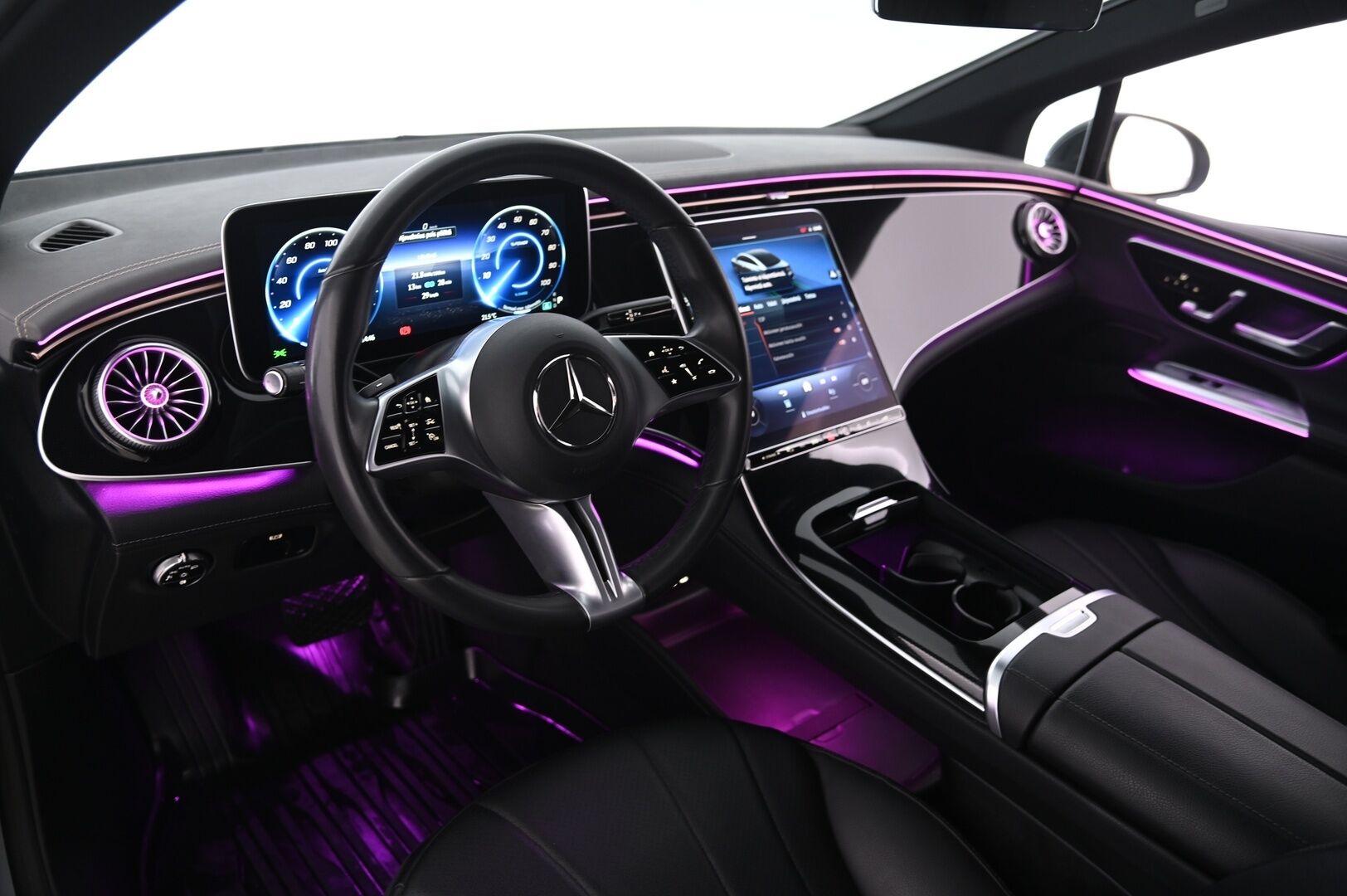 Mercedes-Benz EQE 2024 300 AMG - AMG Sisä- ja ulkopaketti | DTR+ | Koukku | Sähköpenkit muistilla | ILP | Kessy | Ambient | Erikoisväri | SOH 94%