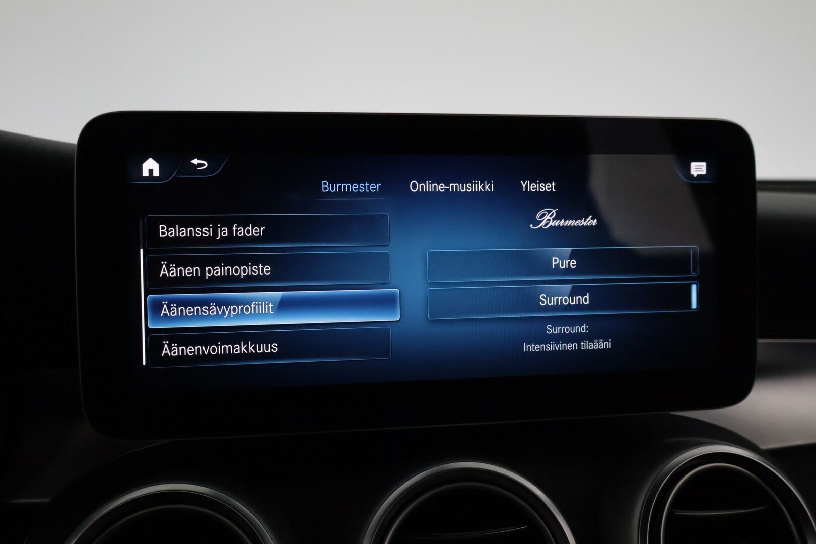 Mercedes-Benz GLC 2021 GLC 350 e 4Matic A Premium Business AMG* Burmester / LED High performance / Taittuva koukku / P-Kamera / Osanahka * - * AMG-Paketti / Lisälämmitin / Navi / Vakkari / P-tutkat *