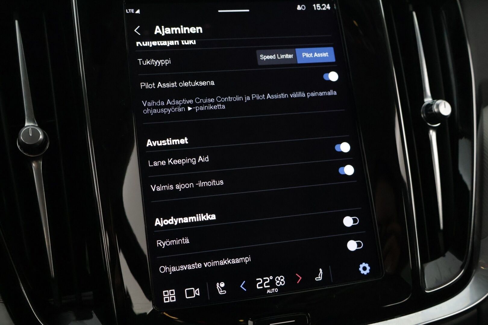 Volvo S60 2023 S60 T6 AWD Long Range High Performance Plus Dark aut **Recharge / ACC / P-kamera / Muistipenkit / BLIS / Full LED / Digimittaristo - Näyttävä! / 2 renkaat* - HULLUT BLACKWEEK JATKOT - KORKOTARJOUS 2,49%