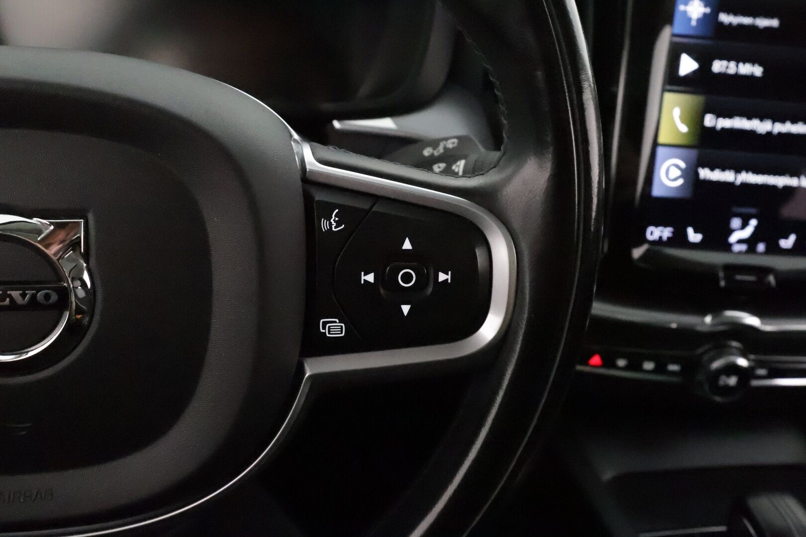 Volvo XC60 2021 T6 TwE AWD Inscription Expression aut **Panorama / ACC / H&K / Full-LED / P.kamera / Webasto / Koukku / Navi** - Kahdet Renkaat 