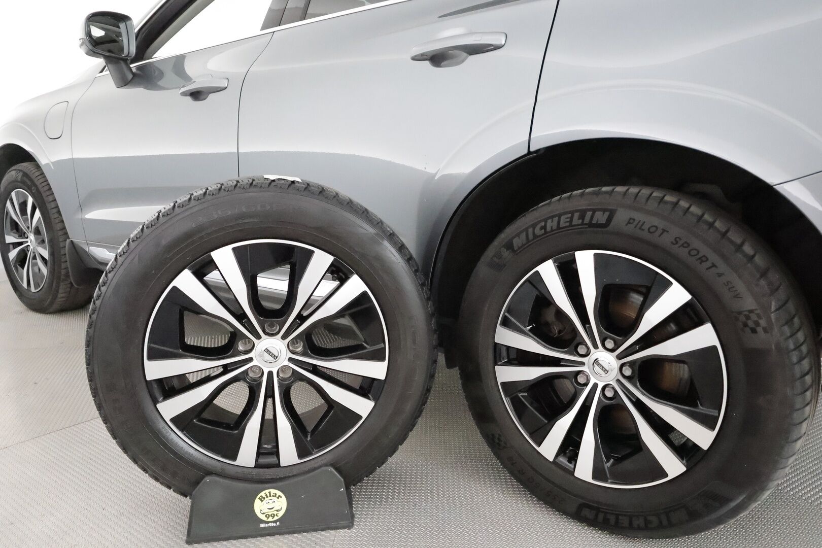 Volvo XC60 2021 T6 TwE AWD Inscription Expression aut **Panorama / ACC / H&K / Full-LED / P.kamera / Webasto / Koukku / Navi** - Kahdet Renkaat 