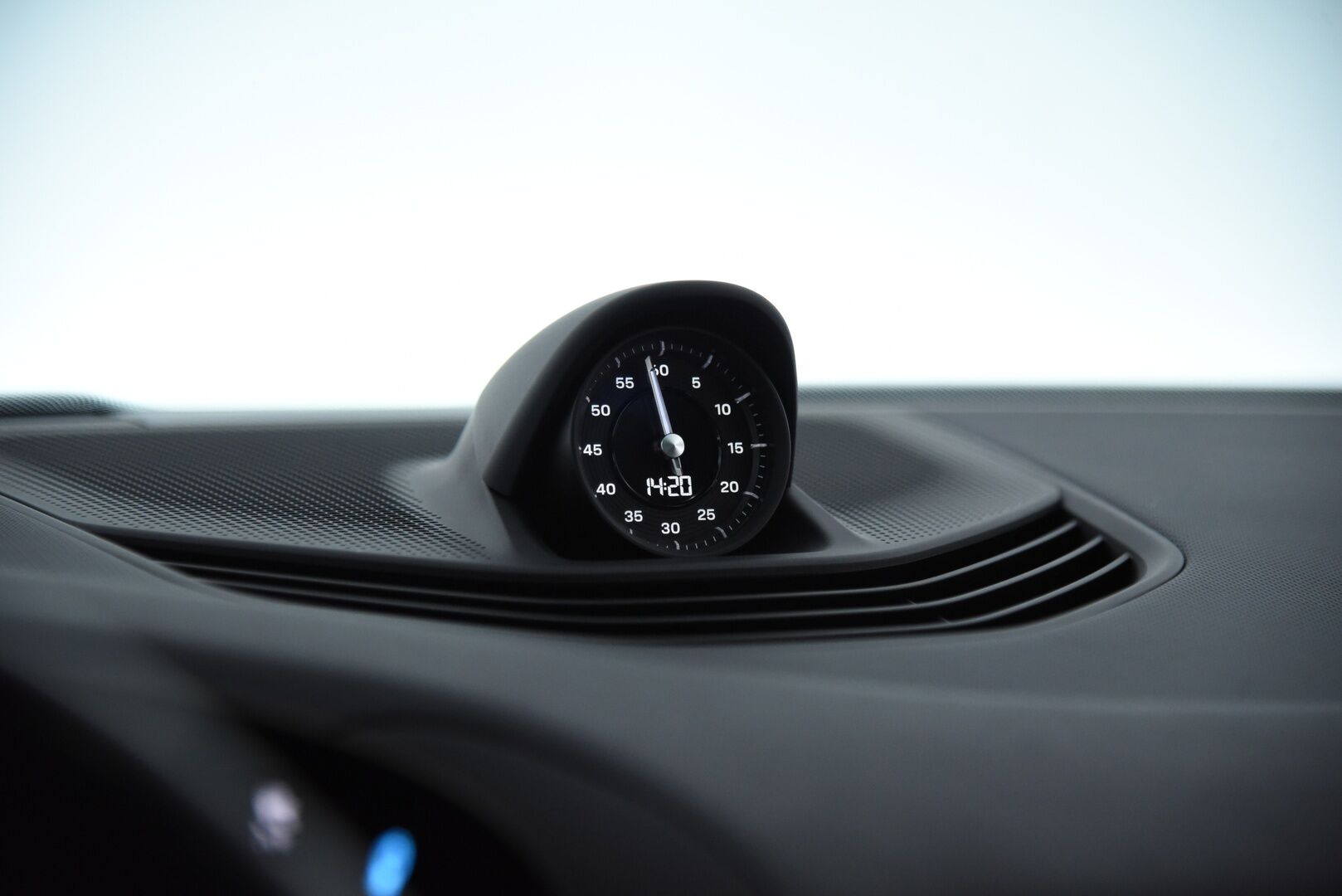 Porsche Taycan 2021 4S Performance Plus * Adapt. Vak. / InnoDrive / Bose / 14-penkit / Lasikatto / PDLS+ / BLIS / PASM * - Todella siisti yksilö! / 21" Mission E Design vanteet / Sport Chrono Plus - paketti - HULLUT AVAJAISHULINAT KORKOTARJOUS 3,29 %