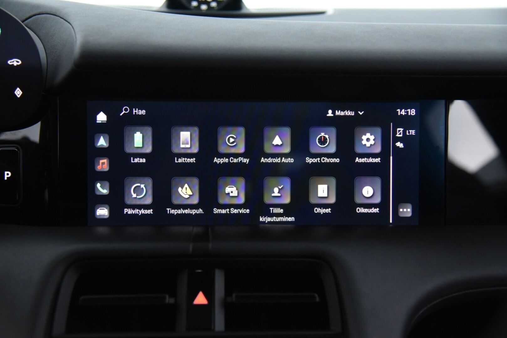 Porsche Taycan 2021 4S Performance Plus * Adapt. Vak. / InnoDrive / Bose / 14-penkit / Lasikatto / PDLS+ / BLIS / PASM * - Todella siisti yksilö! / 21" Mission E Design vanteet / Sport Chrono Plus - paketti - HULLUT AVAJAISHULINAT KORKOTARJOUS 3,29 %