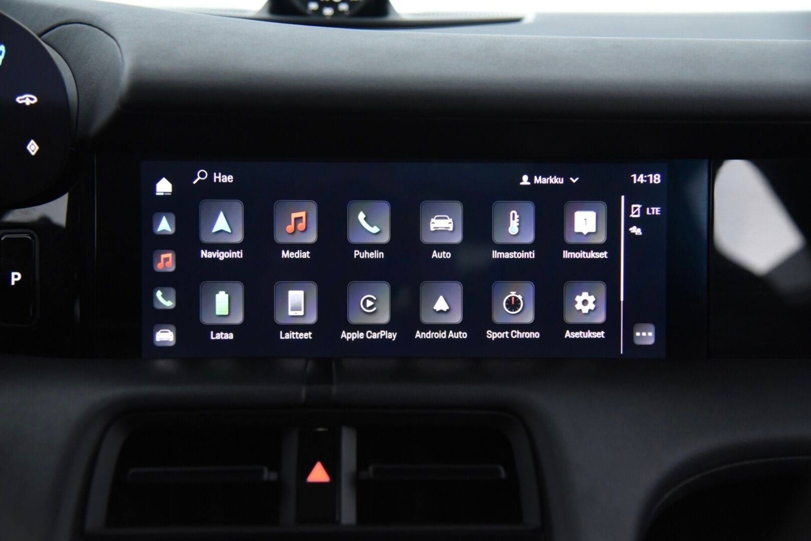 Porsche Taycan 2021 4S Performance Plus * Adapt. Vak. / InnoDrive / Bose / 14-penkit / Lasikatto / PDLS+ / BLIS / PASM * - Todella siisti yksilö! / 21" Mission E Design vanteet / Sport Chrono Plus - paketti - HULLUT AVAJAISHULINAT KORKOTARJOUS 3,29 %