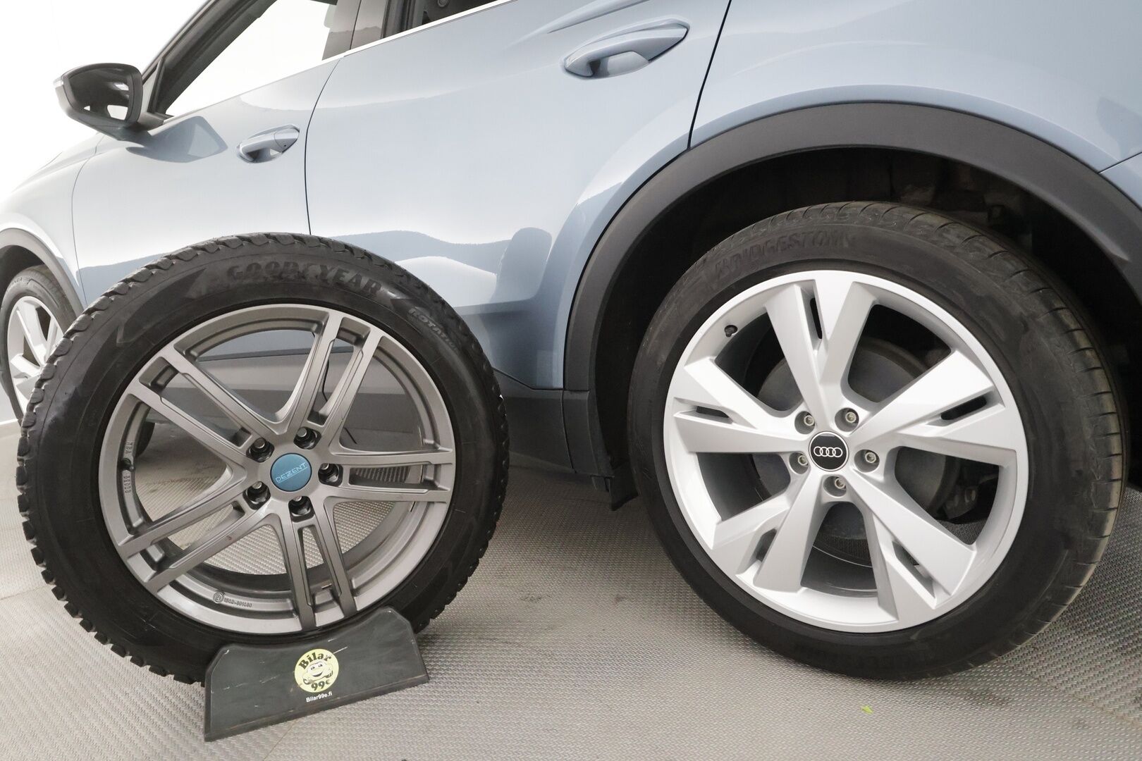 Audi Q4 e-tron 2022 35 e-tron - | ACC | ILP | Matrix | Digimittaristo | Audi Sound System | P.kamera | Navi | Apple & Android | Sähk. takaluukku | 2x renkaat aluin | 