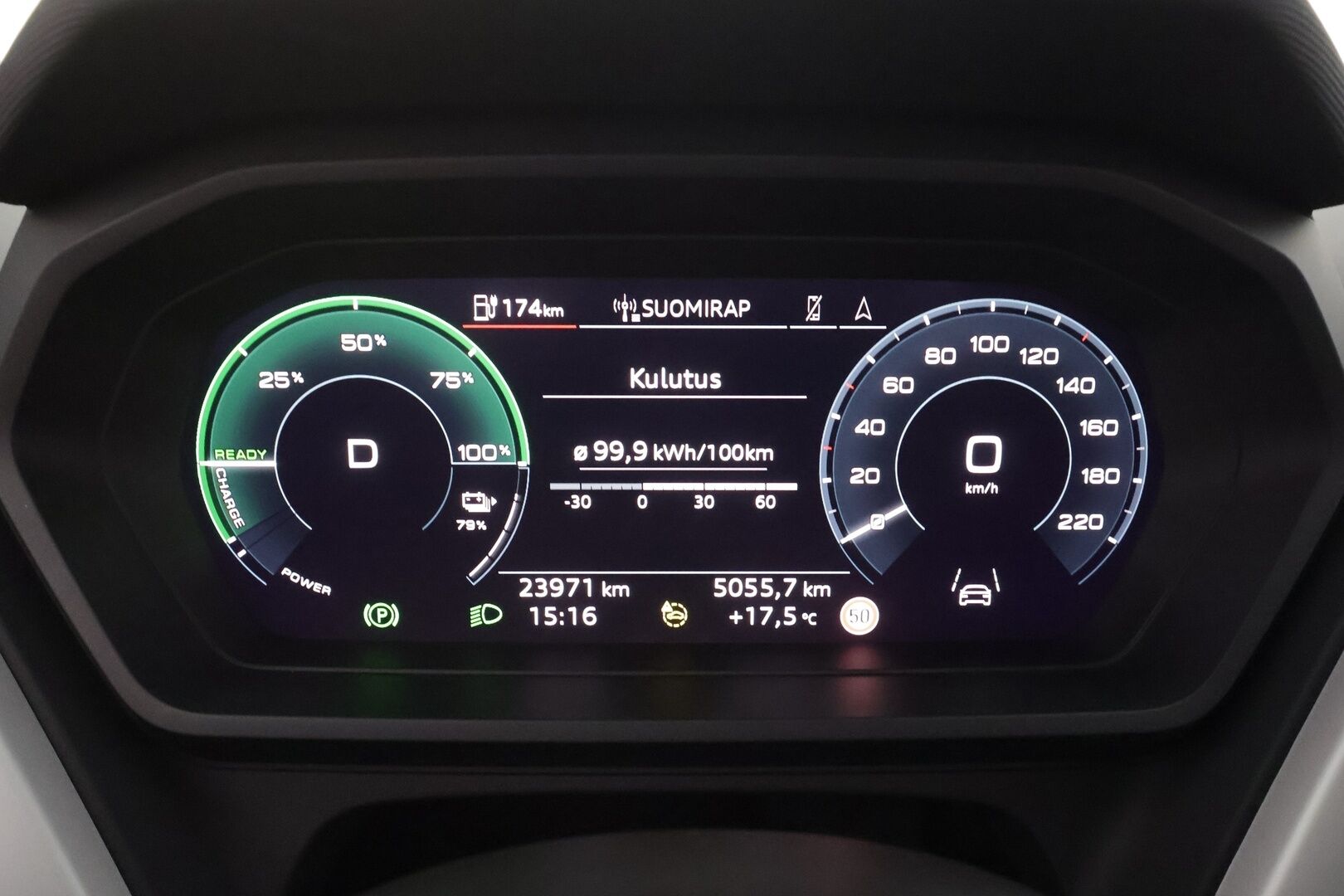 Audi Q4 e-tron 2022 35 e-tron - | ACC | ILP | Matrix | Digimittaristo | Audi Sound System | P.kamera | Navi | Apple & Android | Sähk. takaluukku | 2x renkaat aluin | 