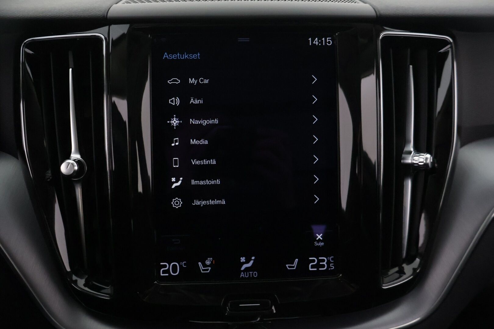 Volvo XC60 2021 T6 AWD Recharge Inscription Expression *Harman&Kardon / Panorama / Koukku / P-Kamera / Cruise / P-Lämmitin / Navi* - *2x Renkaat & Vanteet / Juuri Huollettu & Katsastettu*