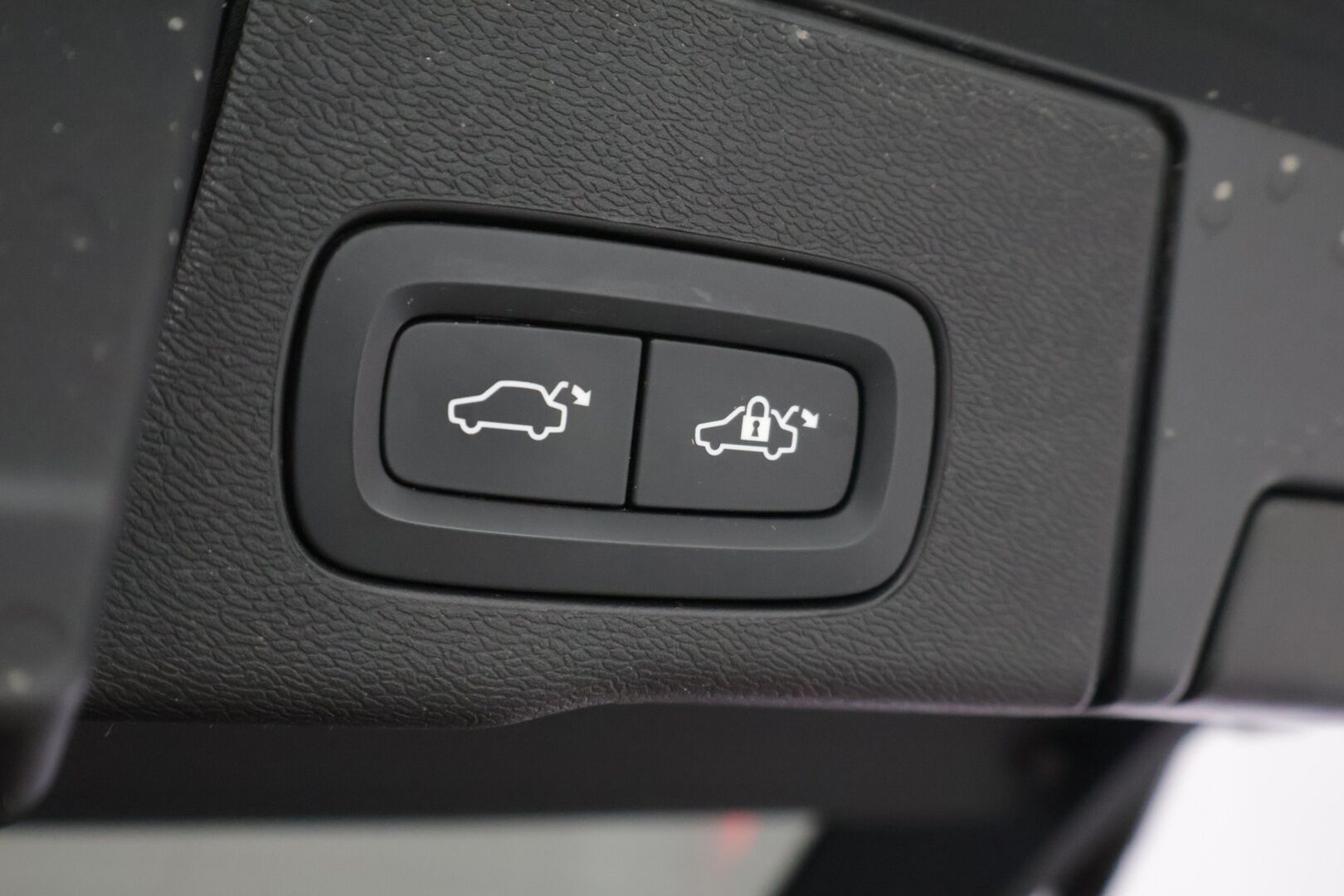 Volvo XC60 2021 T6 AWD Recharge Inscription Expression *Harman&Kardon / Panorama / Koukku / P-Kamera / Cruise / P-Lämmitin / Navi* - *2x Renkaat & Vanteet / Juuri Huollettu & Katsastettu*