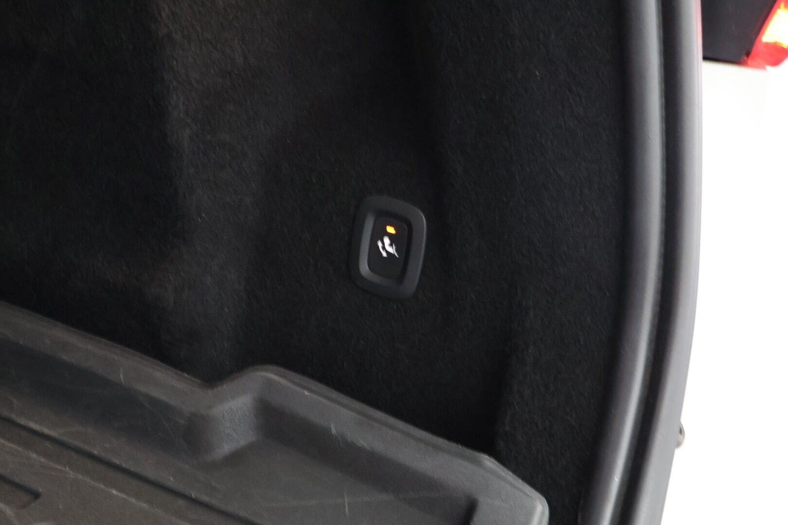 Volvo XC60 2021 T6 AWD Recharge Inscription Expression *Harman&Kardon / Panorama / Koukku / P-Kamera / Cruise / P-Lämmitin / Navi* - *2x Renkaat & Vanteet / Juuri Huollettu & Katsastettu*