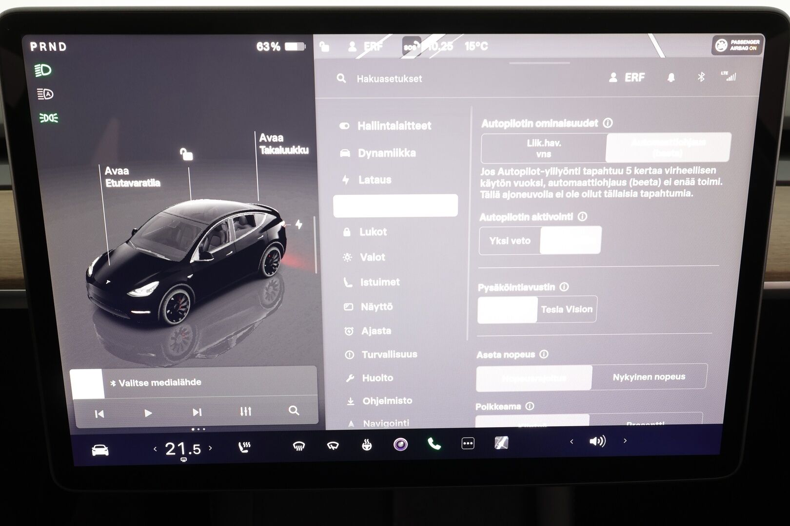 Tesla Model Y 2022 Performance * Lasikatto / P.kamera / Matrix LED / Premium Audio / ILP / Nahat / Navi * - Akku kuntotarkastettu - HULLUT BLACKWEEK JATKOT - KORKOTARJOUS 2,49%