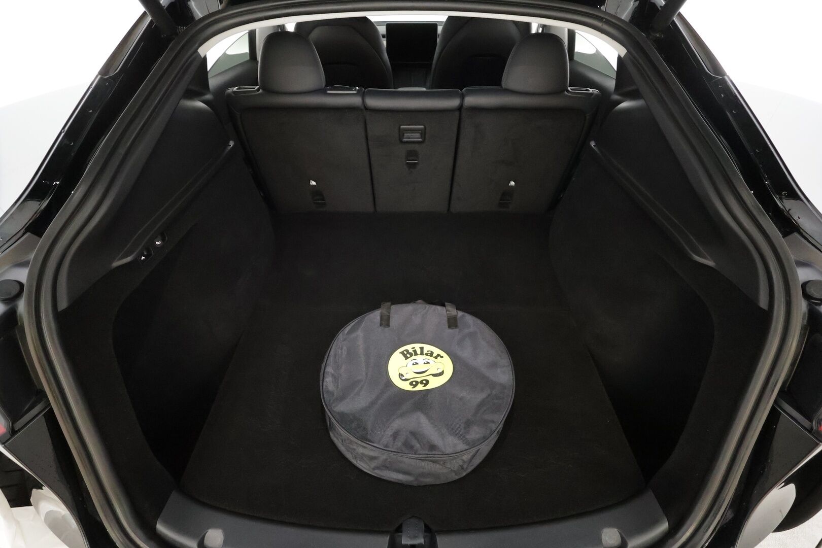 Tesla Model Y 2022 Performance * Lasikatto / P.kamera / Matrix LED / Premium Audio / ILP / Nahat / Navi * - Akku kuntotarkastettu - HULLUT BLACKWEEK JATKOT - KORKOTARJOUS 2,49%