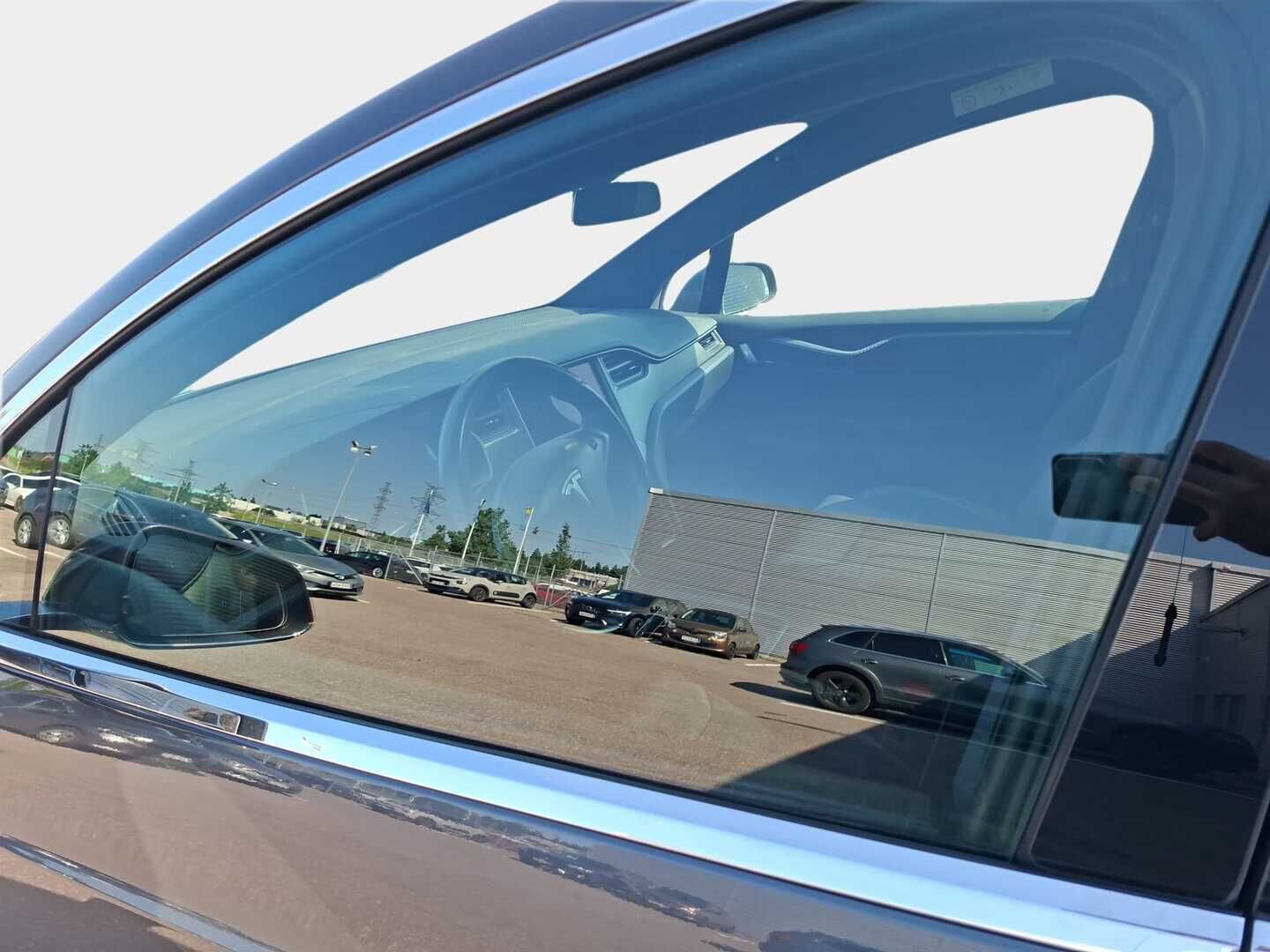 TESLA MODEL X 2018 75D Base - | 7-P. | MCU2 | Premium Audio | Vetokoukku | Winter paketti |