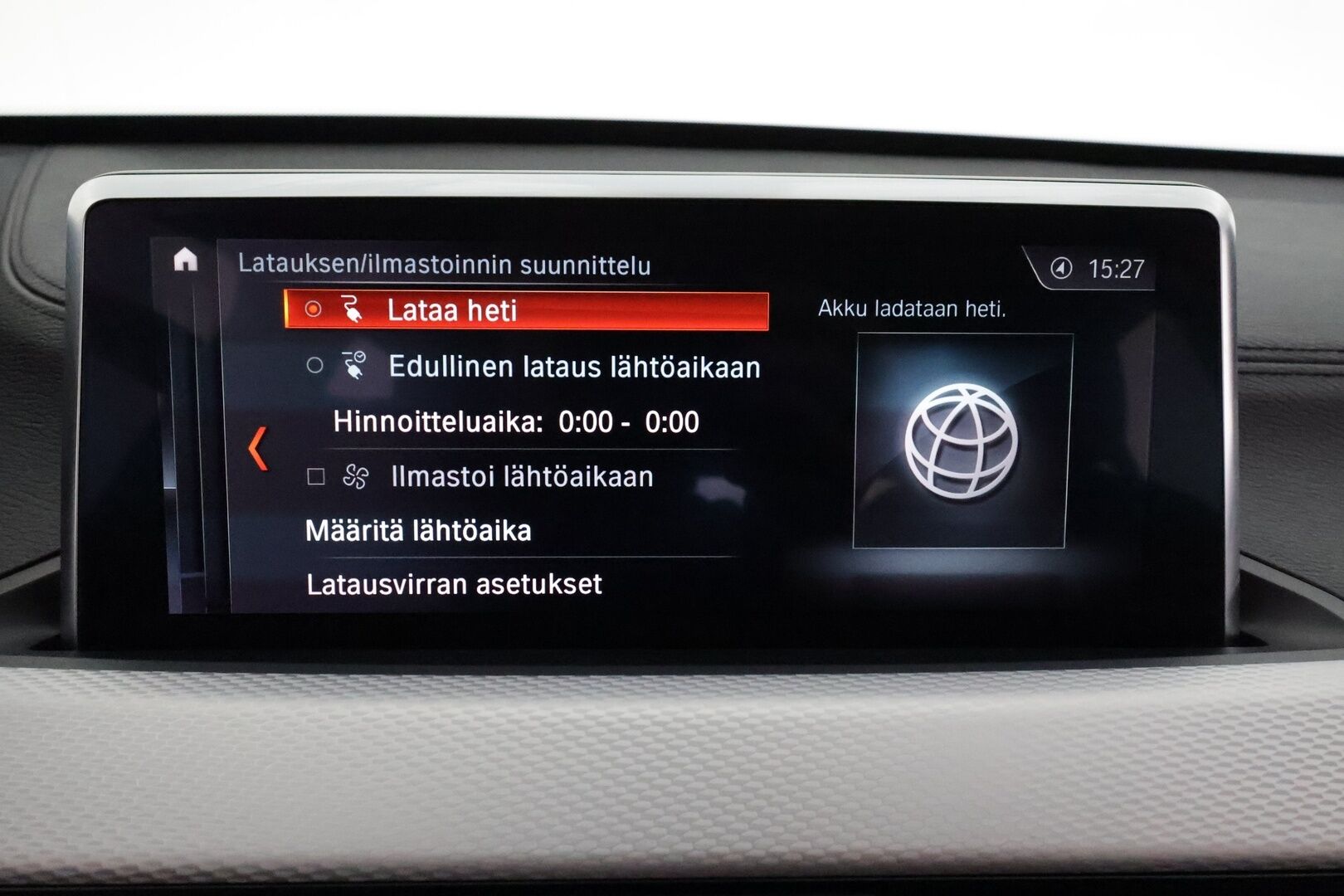 BMW X1 2021 F48 xDrive25e A Business M-Sport Shadowline *Vakkari / P.tutkat / Sporttipenkit / LED / Navi / Sähköluukku* - Akku kuntotarkastettu 92,5% / Kahdet renkaat aluvanteilla - Osta nyt, maksa vasta ensi vuonna