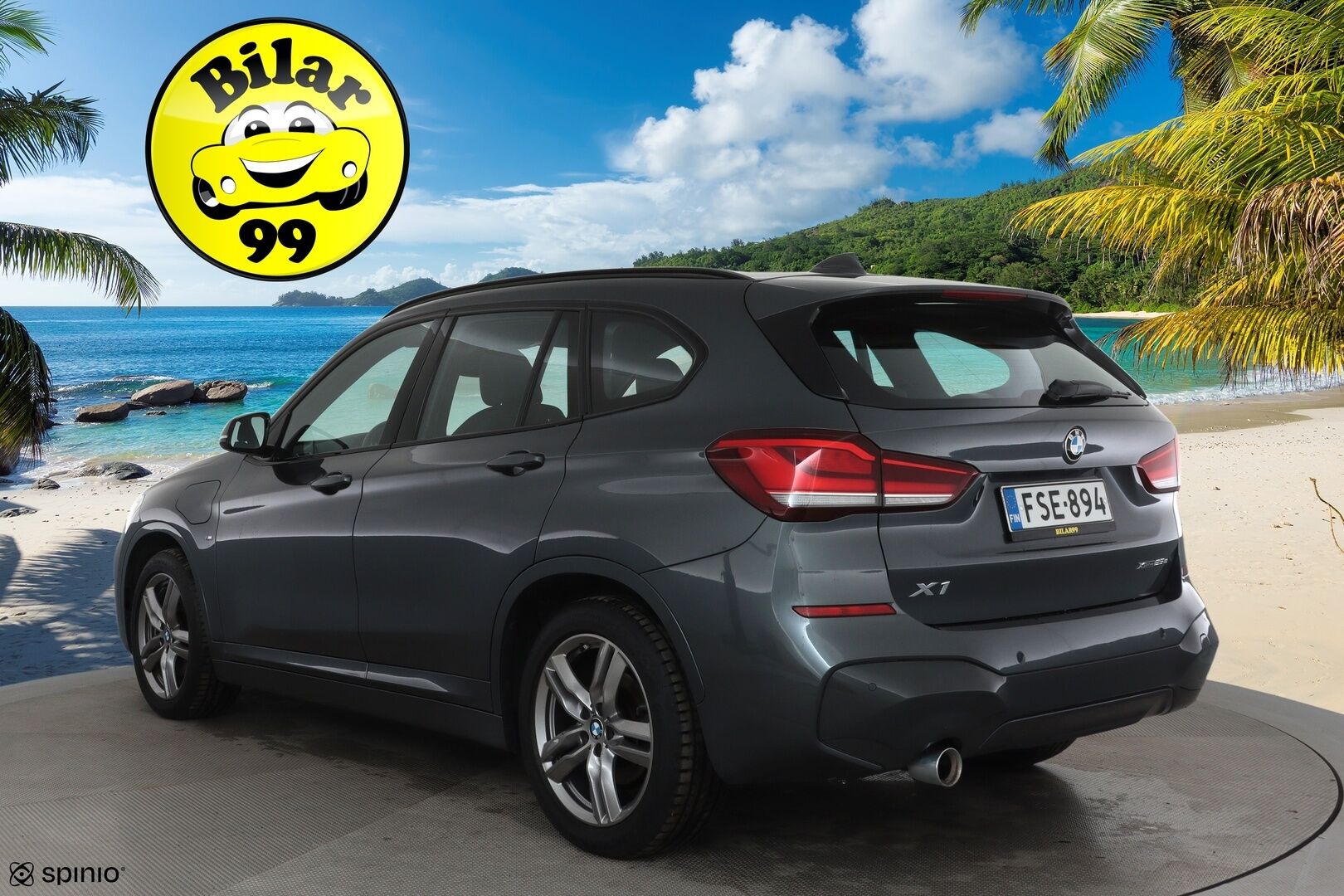 BMW X1 2021 F48 xDrive25e A Business M Sport Shadowline *Vakkari / P.tutkat / Sporttipenkit / LED / Navi / Sähköluukku* - Akku kuntotarkastettu 92,5% / Kahdet renkaat aluvanteilla