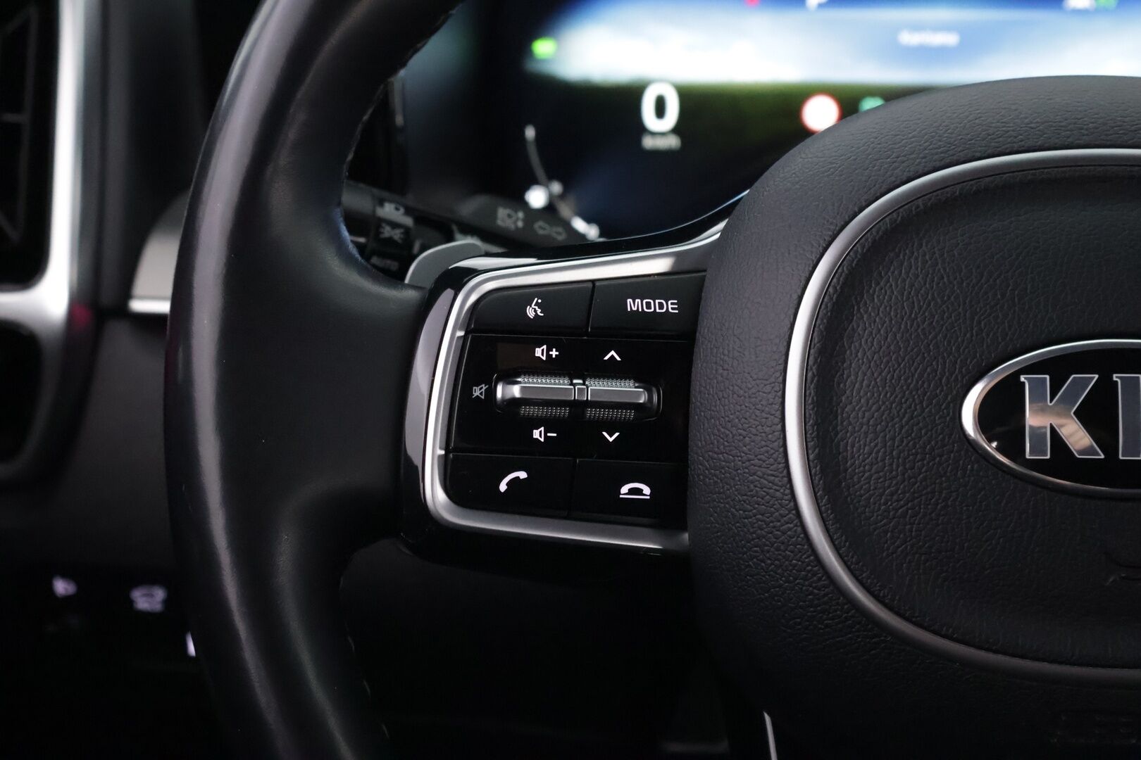 KIA SORENTO 2021 1,6 T-GDI Plug-in Hybrid AWD Business Luxury AT 7P - 7P | ACC | HUD | Bose | 360°kamera | Ilmastoidut nahat | Muistipenkki | Keyless | LED | Ratinlämmitin | Supervarusteet! - KORKO VAIN 3,99 %