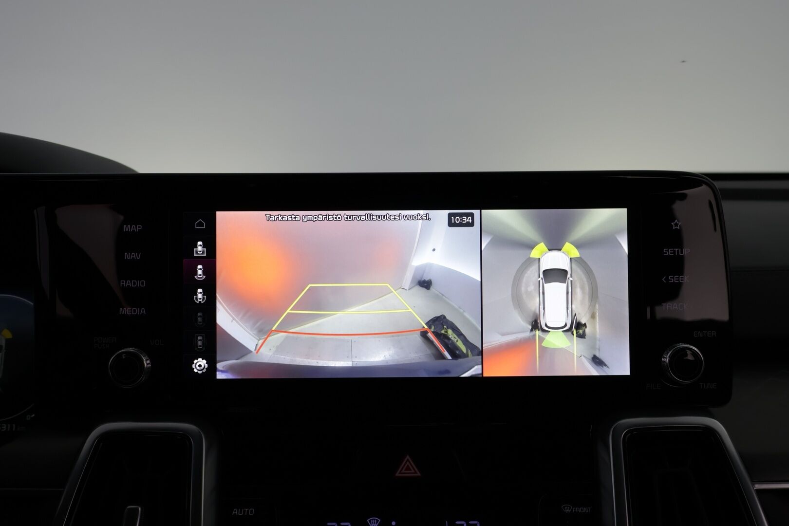 KIA SORENTO 2021 1,6 T-GDI Plug-in Hybrid AWD Business Luxury AT 7P - 7P | ACC | HUD | Bose | 360°kamera | Ilmastoidut nahat | Muistipenkki | Keyless | LED | Ratinlämmitin | Supervarusteet! - KORKO VAIN 3,99 %