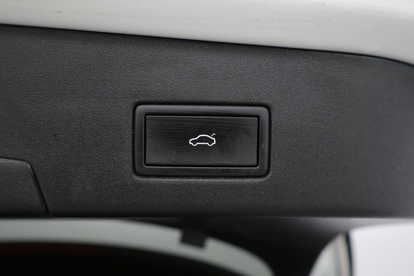 Volkswagen ID.4 2023 ID.4 GTX 220 KW * / Acc / 360-kamera / Koukku / Blind Spot / IQ Light / Travel assist / Comfort access / Ratinlämmitin / * - Juuri saapunut täyteen pakattu GTX 