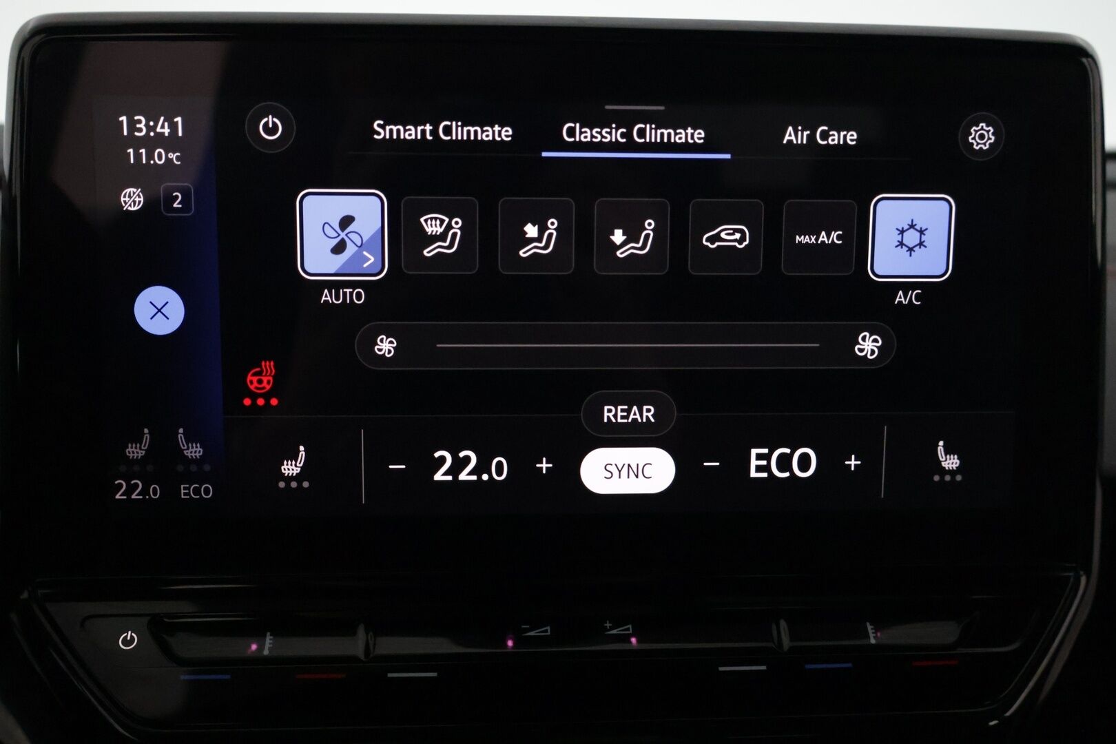 Volkswagen ID.4 2023 ID.4 GTX 220 KW * / Acc / 360-kamera / Koukku / Blind Spot / IQ Light / Travel assist / Comfort access / Ratinlämmitin / * - Juuri saapunut täyteen pakattu GTX 