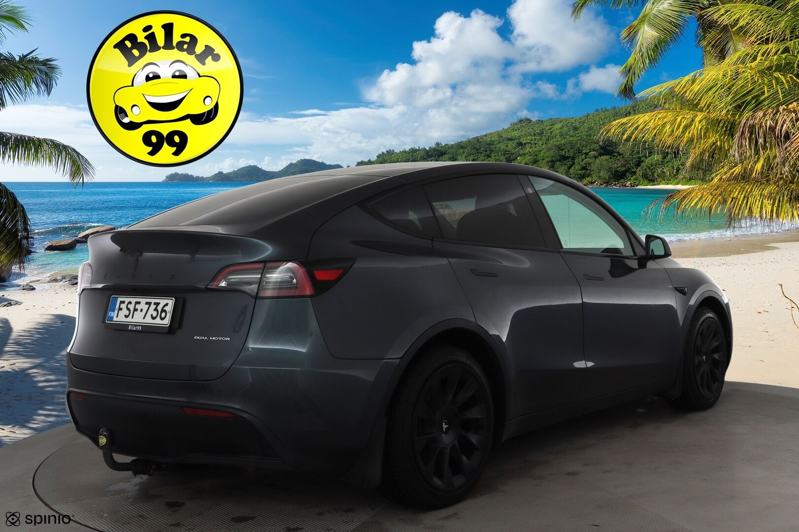 Tesla Model Y 2021 Long Range Dual Motor * Koukku / Lasikatto / ILP / ACC / Matrix-LED / Muistipenkki / P.kamera / Premium Audio * - 2x Latauskaapelit / Kahdet renkaat aluvanteilla