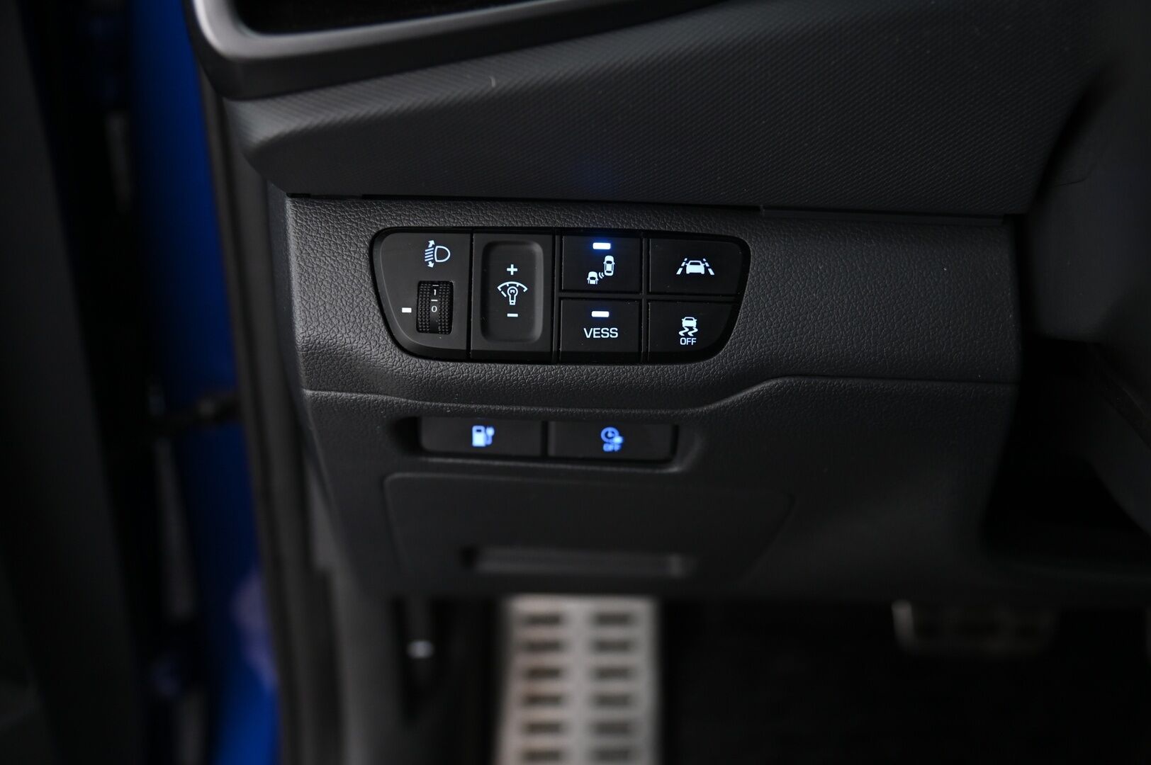 Hyundai IONIQ ELECTRIC 2020 *ACC / Navi / Ambient Light / Ratinlämmitys / Blis / P-Kamera / Infinty / Tutkat* - *Lämpöpumppu / Digimittaristo / Kessy / 2X Renkaat / Siisit / AppleCarPlay / AndroidAuto / Akku kuntotarkastettu*