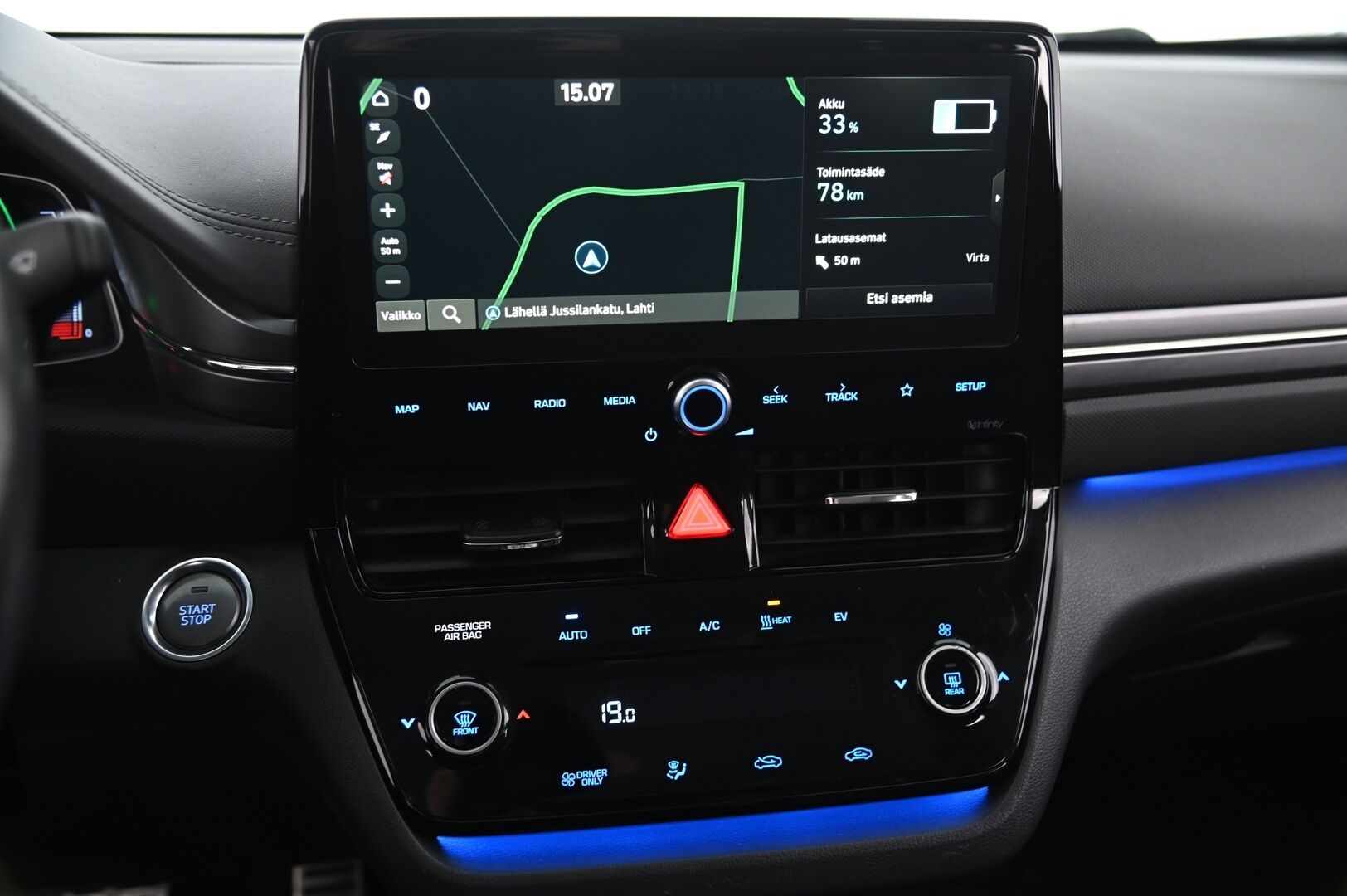 Hyundai IONIQ ELECTRIC 2020 *ACC / Navi / Ambient Light / Ratinlämmitys / Blis / P-Kamera / Infinty / Tutkat* - *Lämpöpumppu / Digimittaristo / Kessy / 2X Renkaat / Siisit / AppleCarPlay / AndroidAuto / Akku kuntotarkastettu*