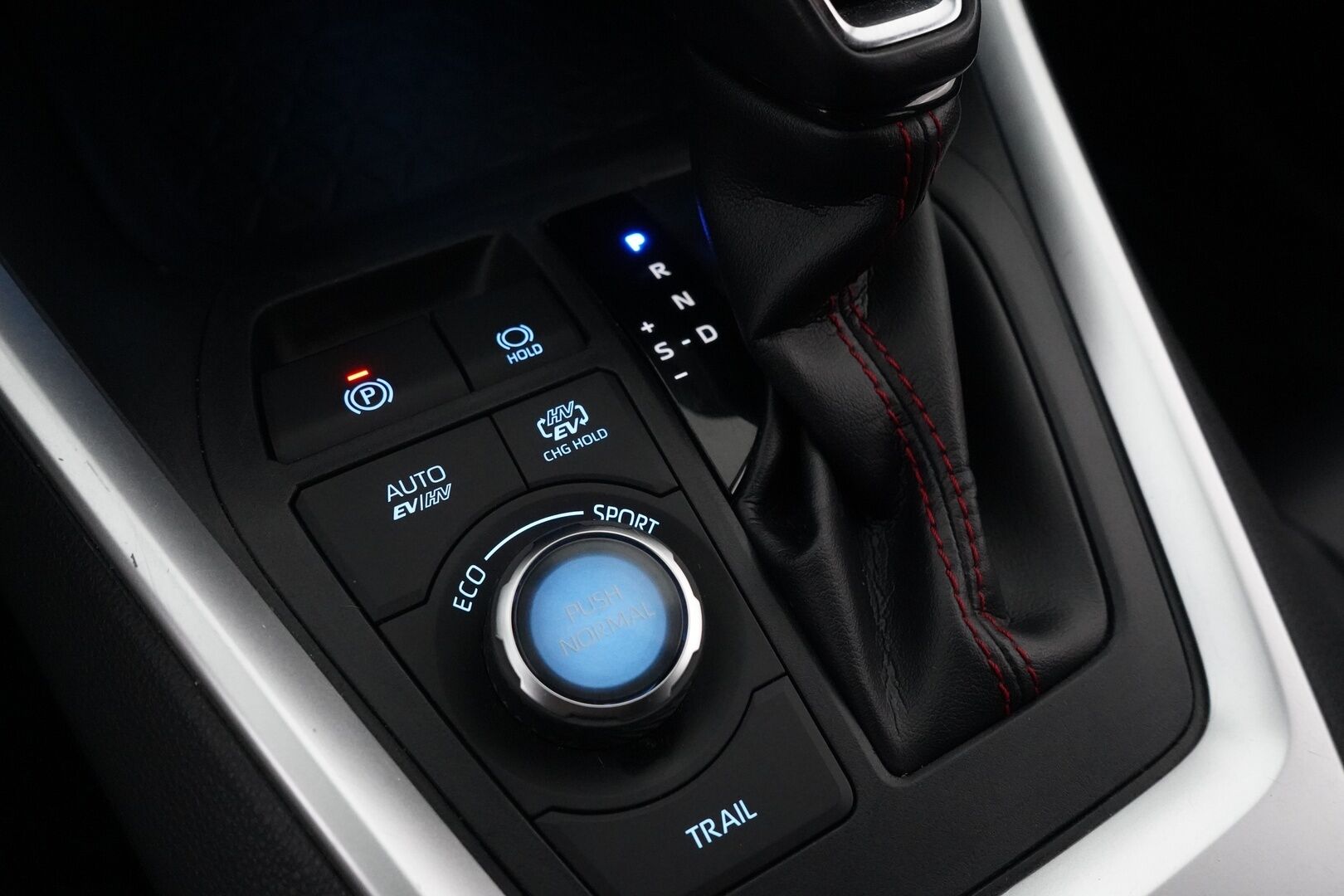 Toyota RAV4 PLUG-IN 2020 2,5 Hybrid AWD-i Premium - Koukku | ACC | Kamera | Nahat | Sähkökontti | Ratinlämmitin | Juuri saapunut | Kahdet OEM vanteet | Viimeisin huolto 95tkm
