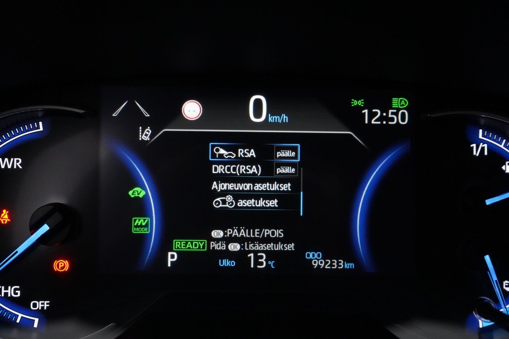 Toyota RAV4 PLUG-IN 2020 2,5 Hybrid AWD-i Premium - Koukku | ACC | Kamera | Nahat | Sähkökontti | Ratinlämmitin | Juuri saapunut | Kahdet OEM vanteet | Viimeisin huolto 95tkm
