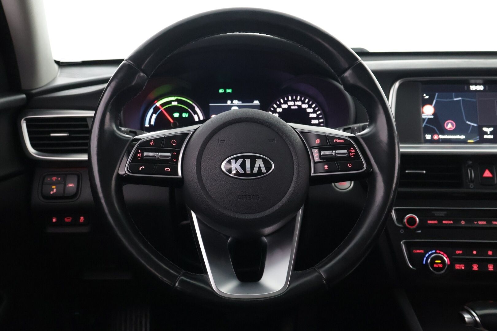 Kia Optima 2020 2.0 GDI PHEV Advance Plus SW A/T - ACC | 360 Kamera | Vetokoukku | Ilmastoidut nahat muistilla | LED | ohjauspyörän lämmitys | Keyless