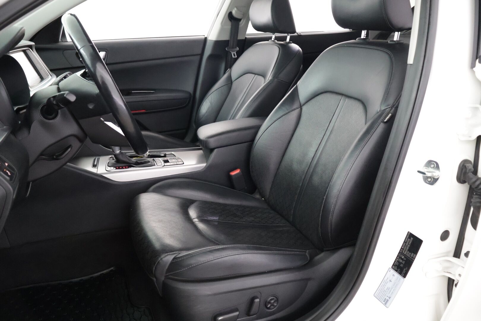 Kia Optima 2020 2.0 GDI PHEV Advance Plus SW A/T - ACC | 360 Kamera | Vetokoukku | Ilmastoidut nahat muistilla | LED | ohjauspyörän lämmitys | Keyless