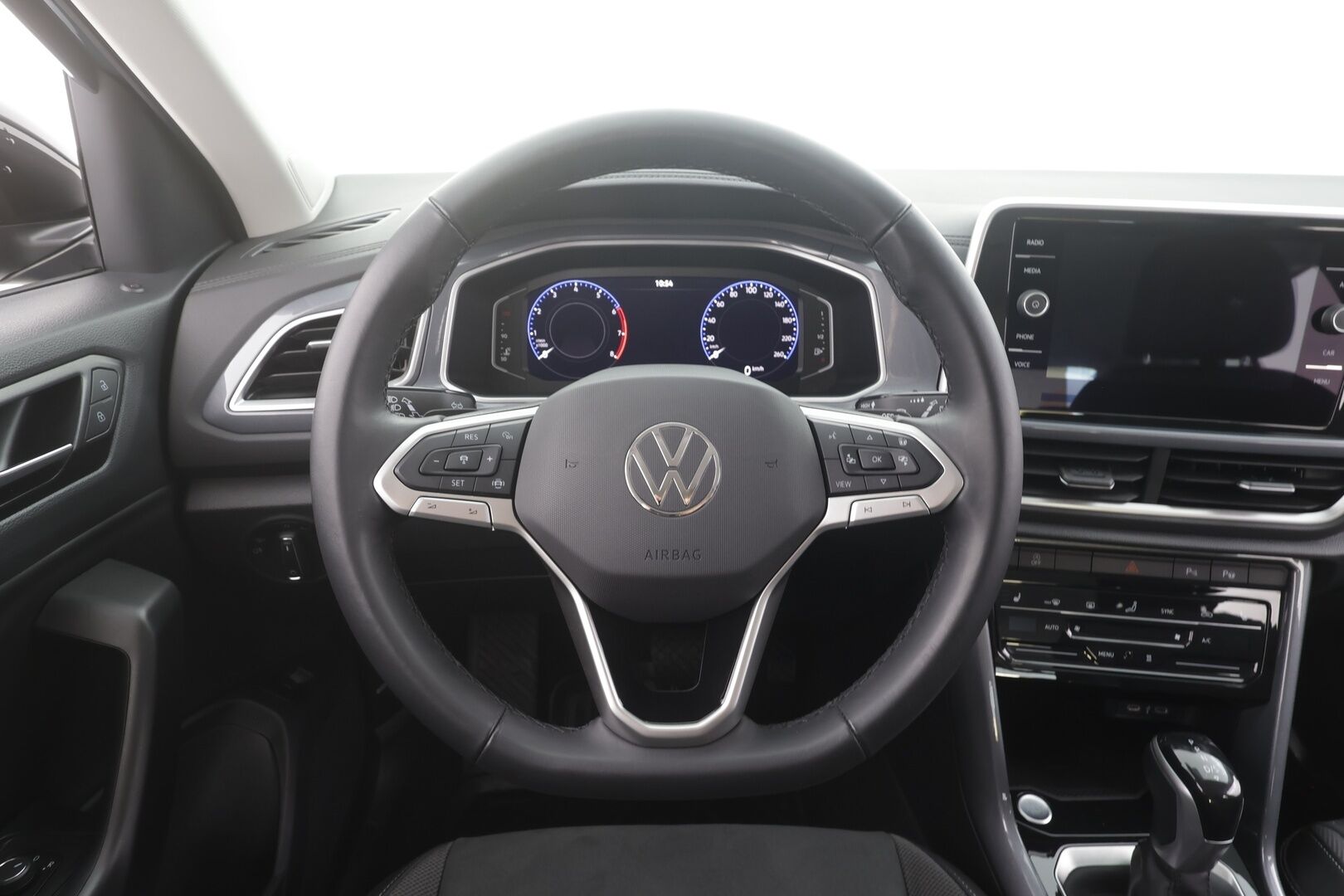 Volkswagen T-Roc 2025 Style Business 1,5 TSI EVO 110 kW DSG-automaatti - | ACC | Webasto | Ratinlämmitys | LED | P.Kamera | Digimittaristo | Apple&Android | 1.Om Suomi-auto | Kahdet Renkaat | Merkkihuollettu |