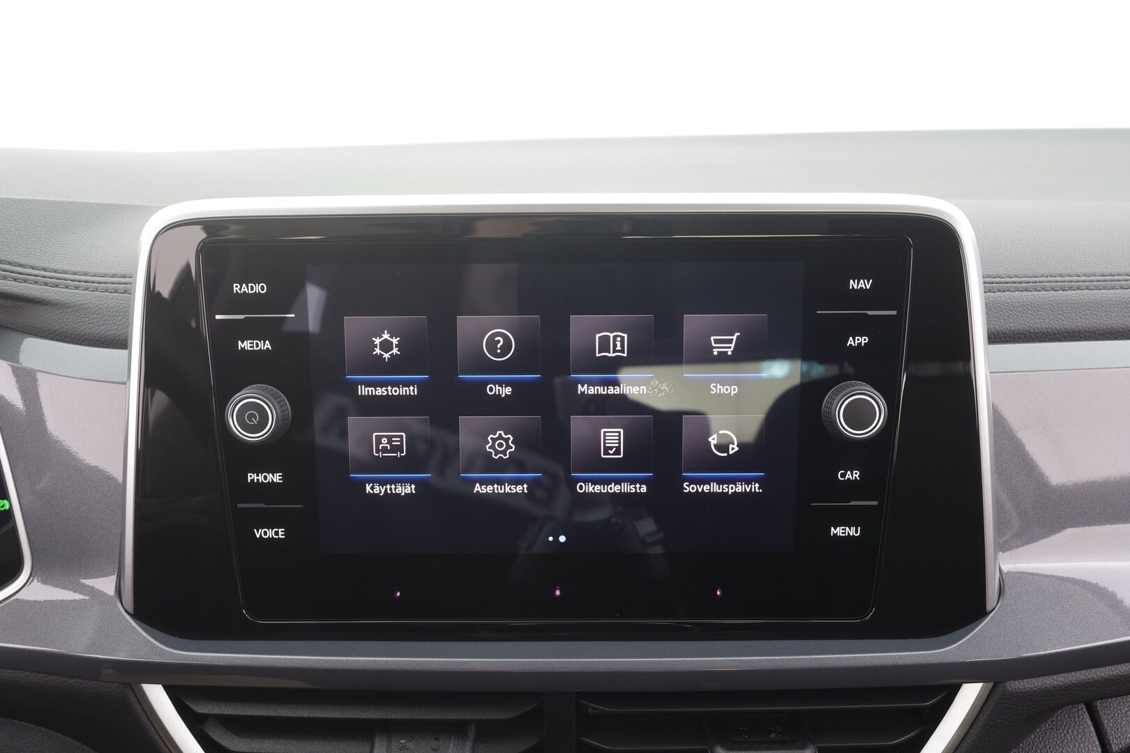 Volkswagen T-Roc 2025 Style Business 1,5 TSI EVO 110 kW DSG-automaatti - | ACC | Webasto | Ratinlämmitys | LED | P.Kamera | Digimittaristo | Apple&Android | 1.Om Suomi-auto | Kahdet Renkaat | Merkkihuollettu |