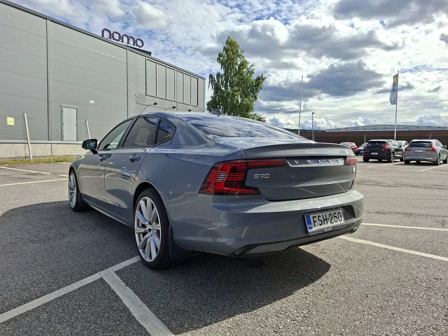 Volvo S90 T8 AWD Recharge R-Design aut 2021, photo 5/7
