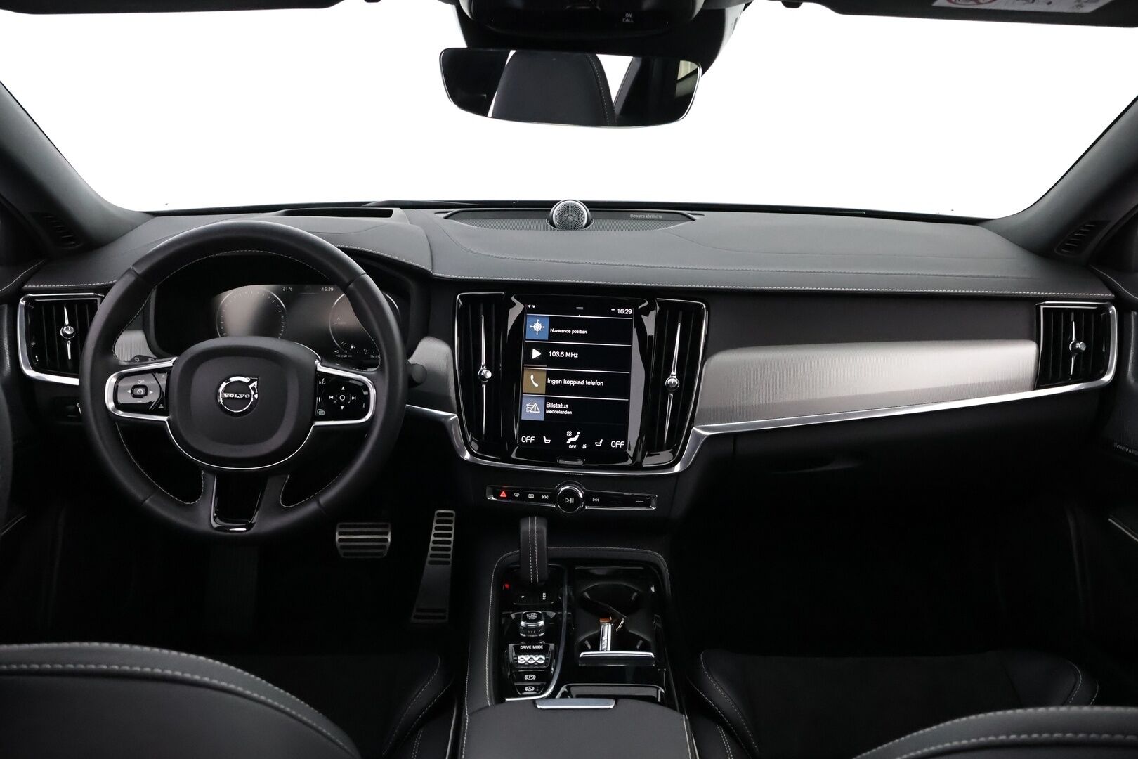 Volvo S90 2021 T8 AWD Recharge R-Design aut - Polestar Engineered | B&W | Panorama | ACC | HUD | Four-C Alusta | 360° | Full LED | Vetokoukku | Nahka-Alcantara | HARVOIN TARJOLLA!