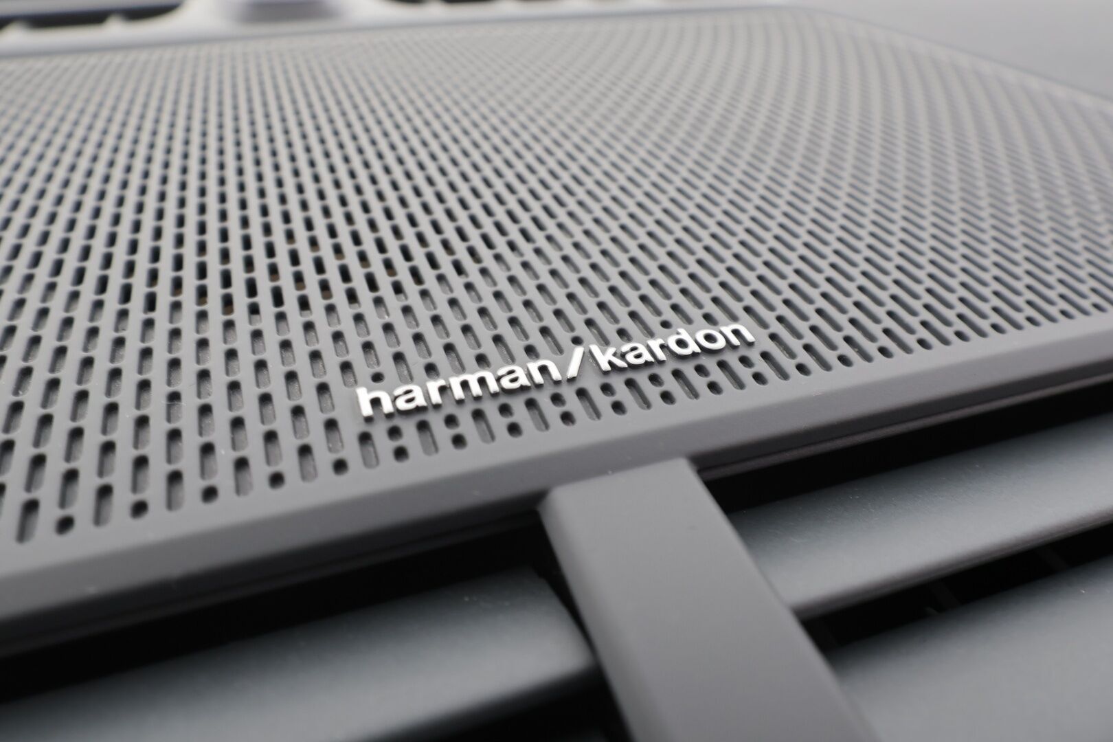 Polestar 2 2021 Launch Edition, 300kW, 78kWh - | Koukku | Pilot&Plus | H&K | Lasikatto | ACC | 360 | Sporttipenkki Muistilla | Navi | Kaistavahti | Keyless | Kahdet renkaat |