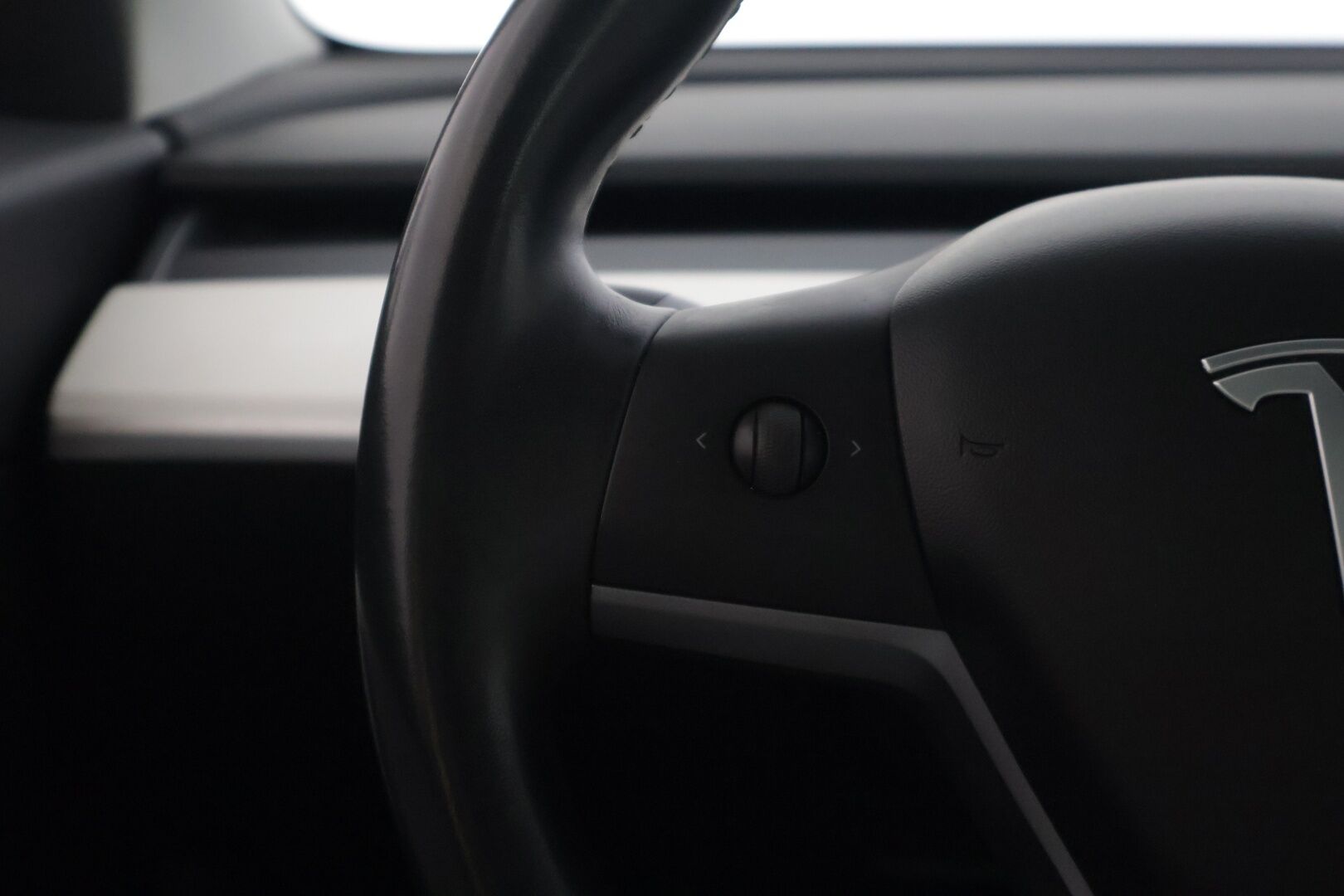 Tesla Model 3 2019 Long-Range Dual Motor AWD - | ACC | Lasikatto | Premium Audio | P.Kamera | Muistipenkki | 2xrenkaat