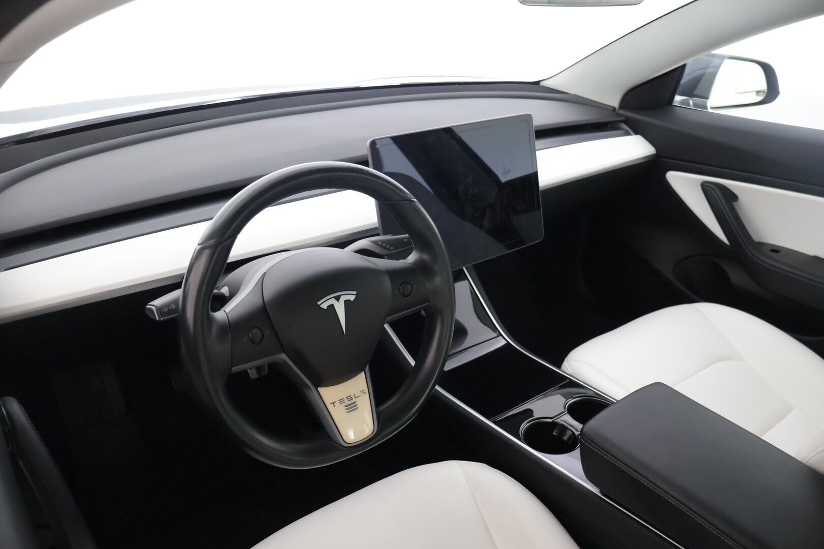 Tesla Model 3 2019 Long-Range Dual Motor AWD - | ACC | Lasikatto | Premium Audio | P.Kamera | Muistipenkki | 2xrenkaat
