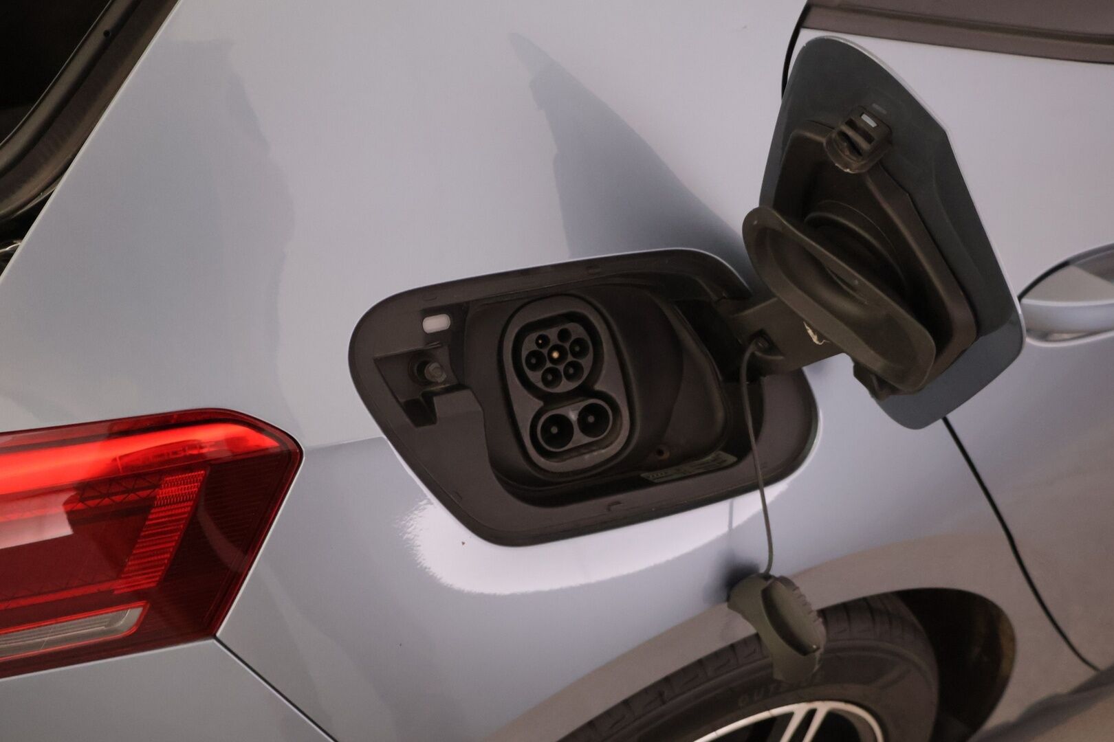 Volkswagen ID.3 2021 Pro Performance Business 150 kW, akku 58 kWh - Lämpöpumppu | P.kamera | Adapt.vakkari | Navigointi | Matrix LED | 2x renkaat vanteilla | SoH 91,7%