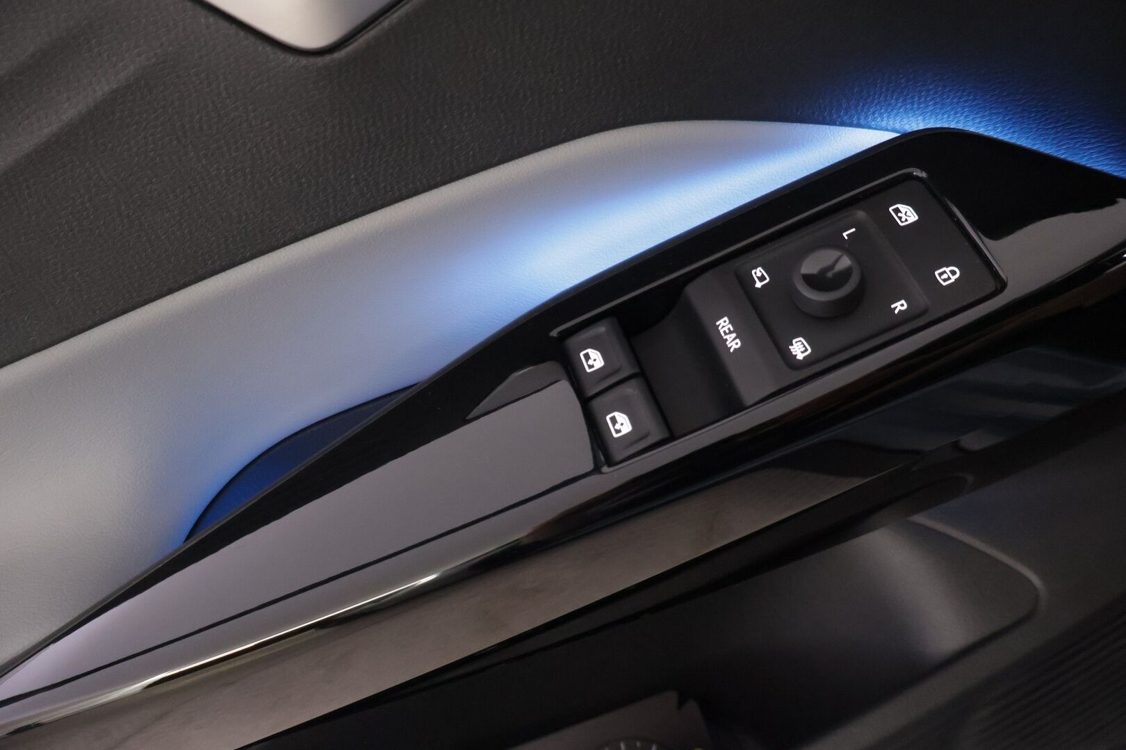 Volkswagen ID.3 2021 Pro Performance Business 150 kW, akku 58 kWh - Lämpöpumppu | P.kamera | Adapt.vakkari | Navigointi | Matrix LED | 2x renkaat vanteilla | SoH 91,7%