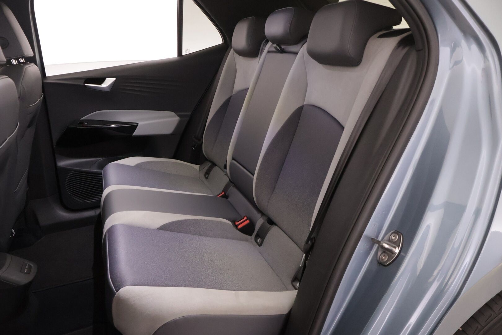 Volkswagen ID.3 2021 Pro Performance Business 150 kW, akku 58 kWh - Lämpöpumppu | P.kamera | Adapt.vakkari | Navigointi | Matrix LED | 2x renkaat vanteilla | SoH 91,7%